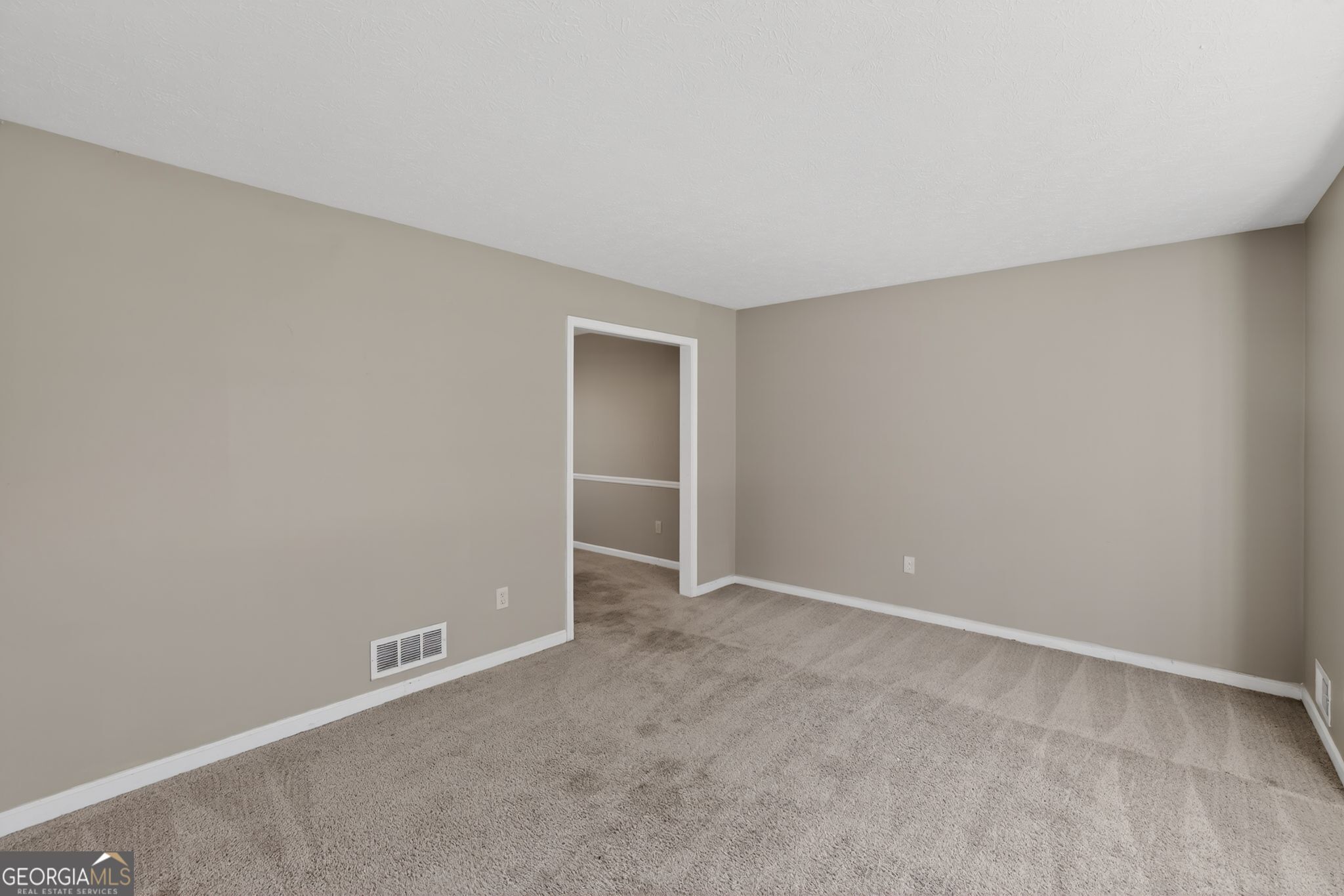 505 Rockborough Terrace Property Photo 5
