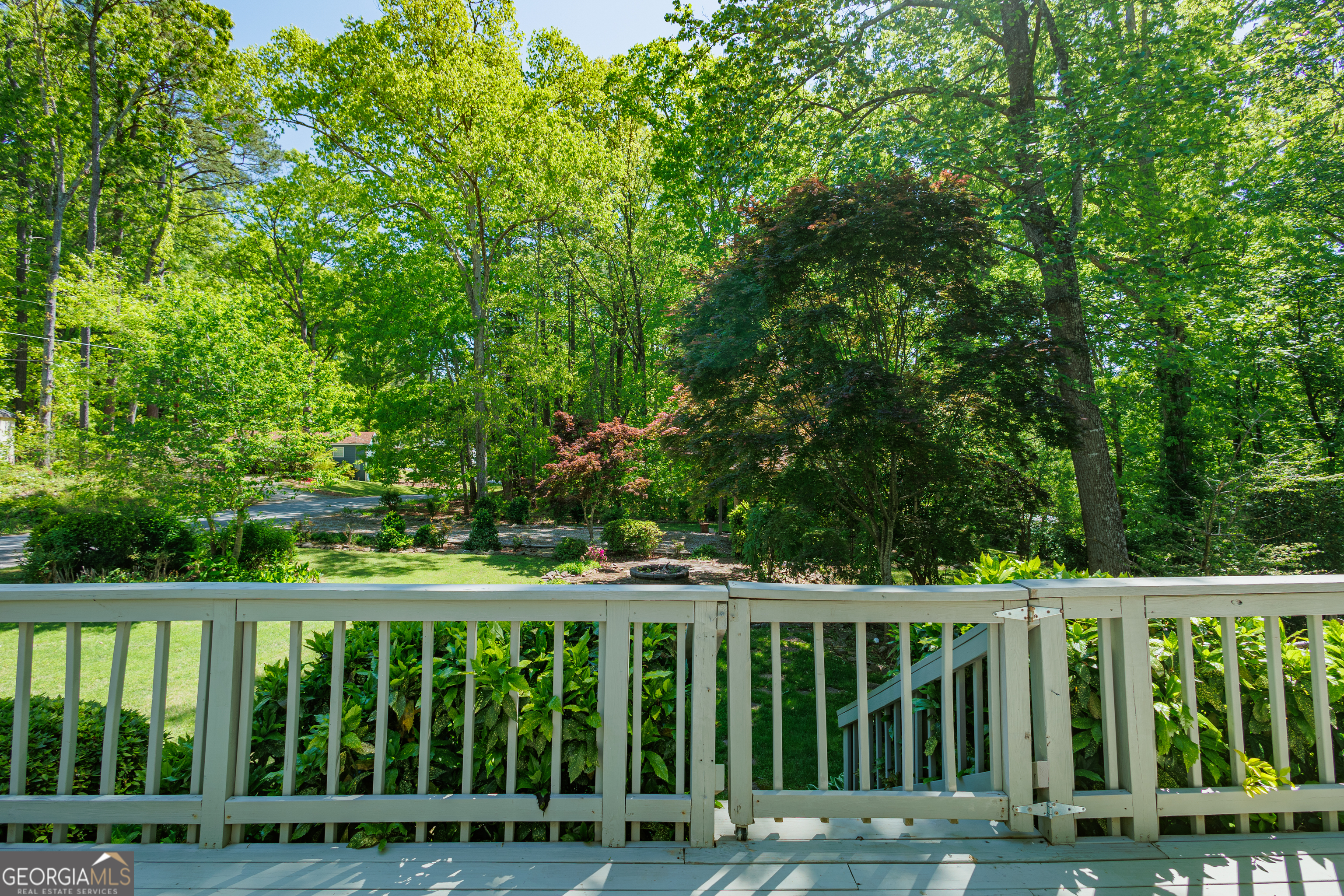 3970 Pine Hill Drive Property Photo 3