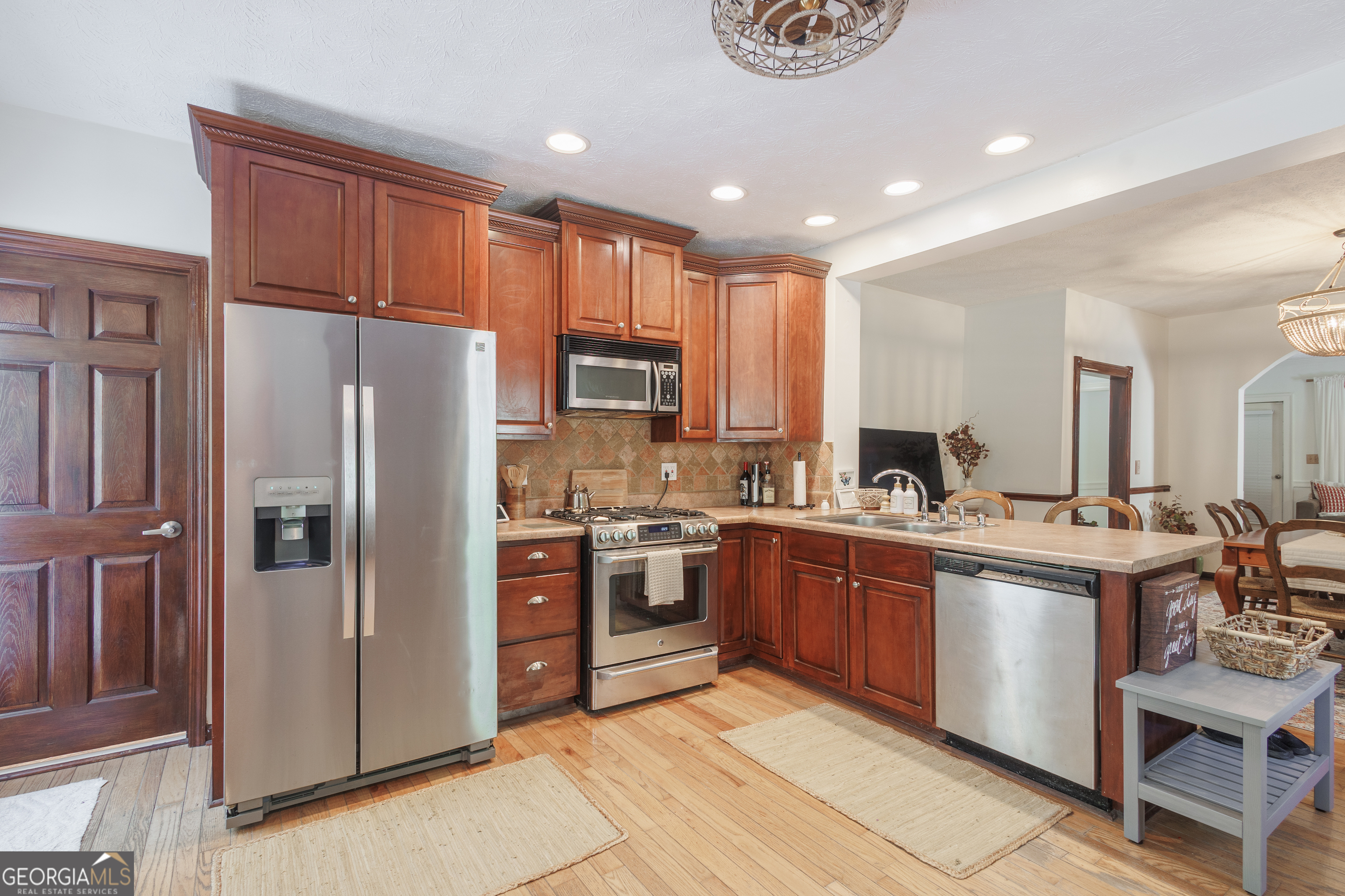 3970 Pine Hill Drive Property Photo 10