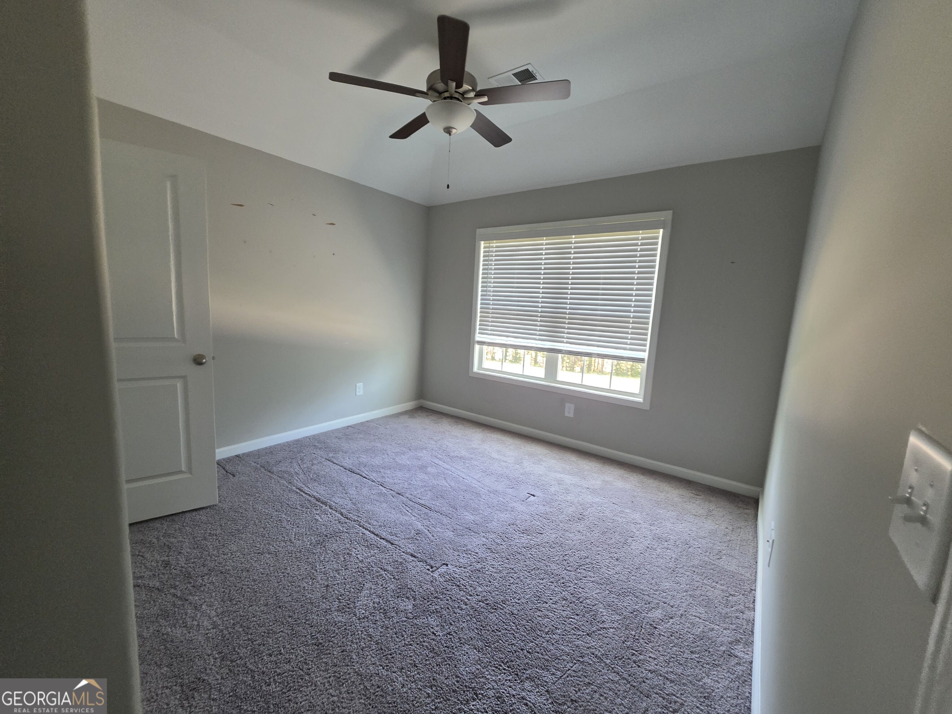 208 N Davis Road Property Photo 13