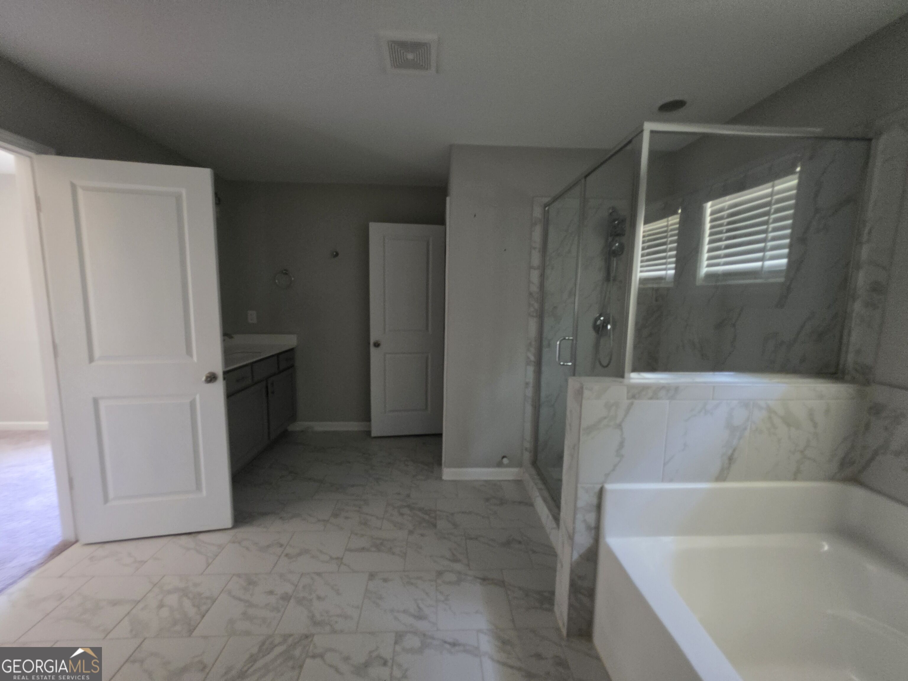 208 N Davis Road Property Photo 18