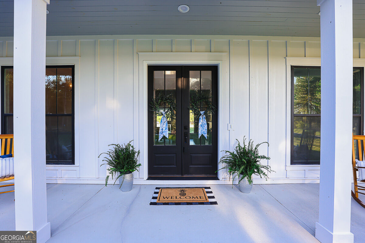1049 Mccall Road Property Photo 3