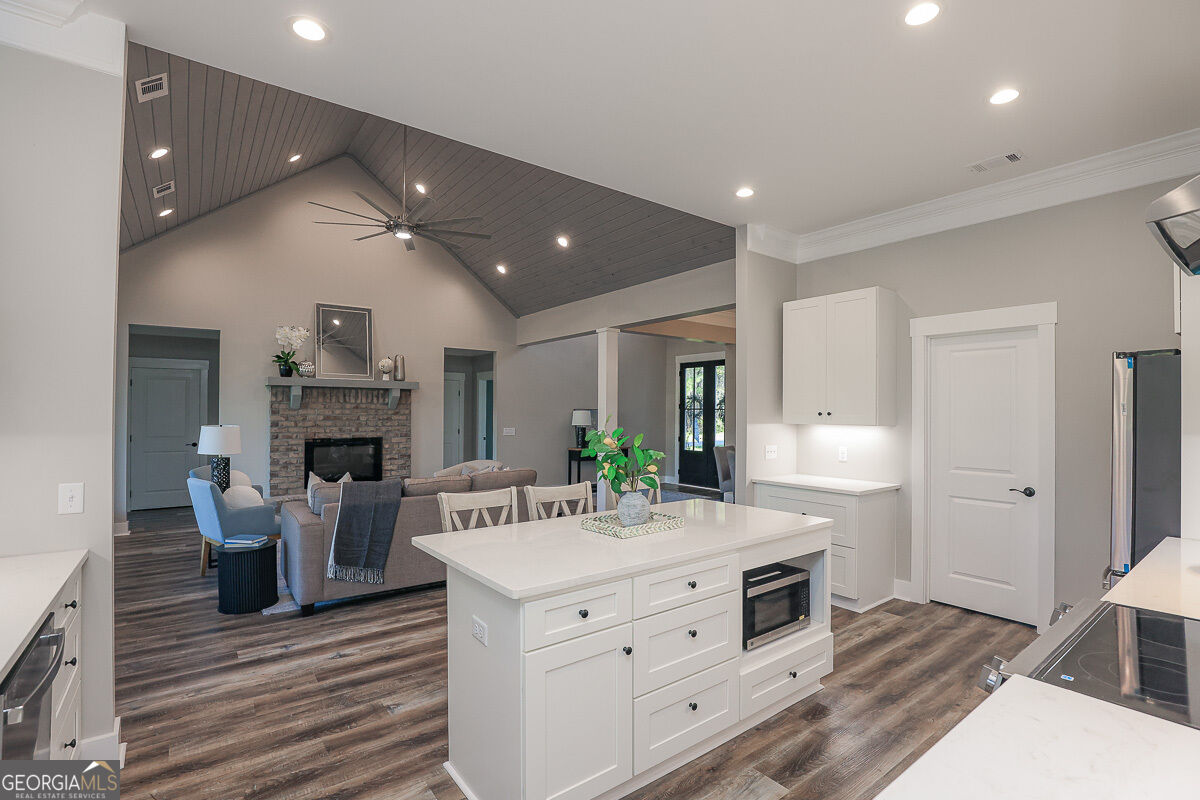 1049 Mccall Road Property Photo 16