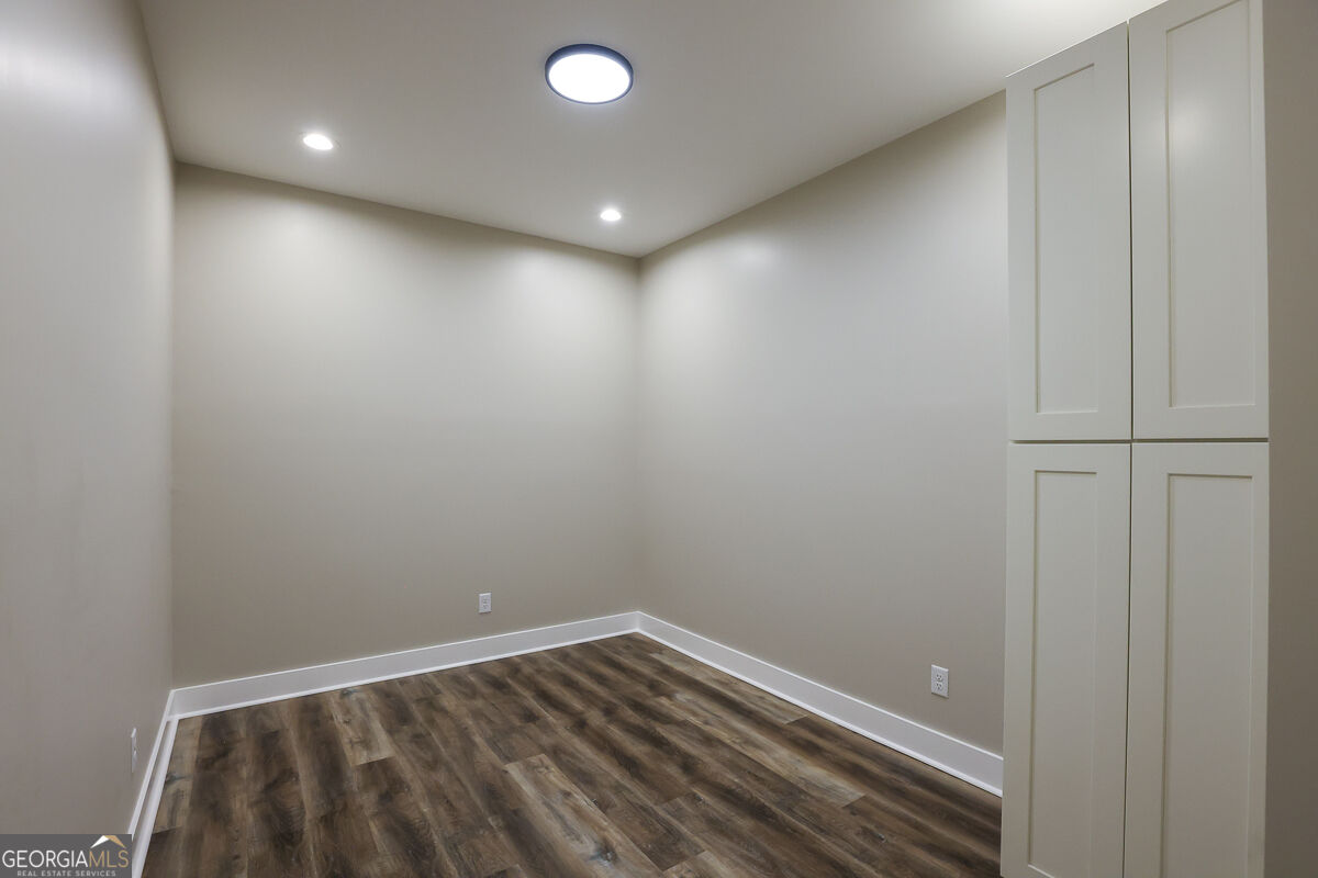 1049 Mccall Road Property Photo 25