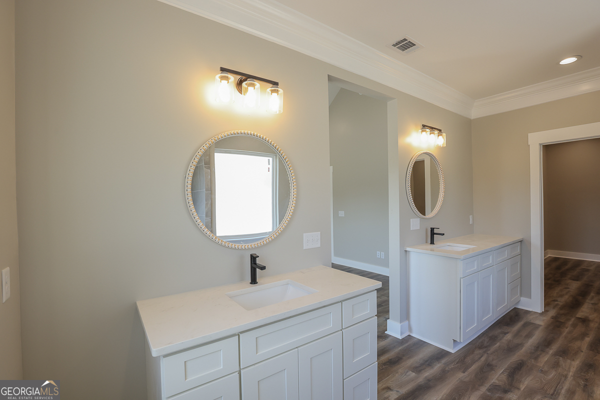 1049 Mccall Road Property Photo 28