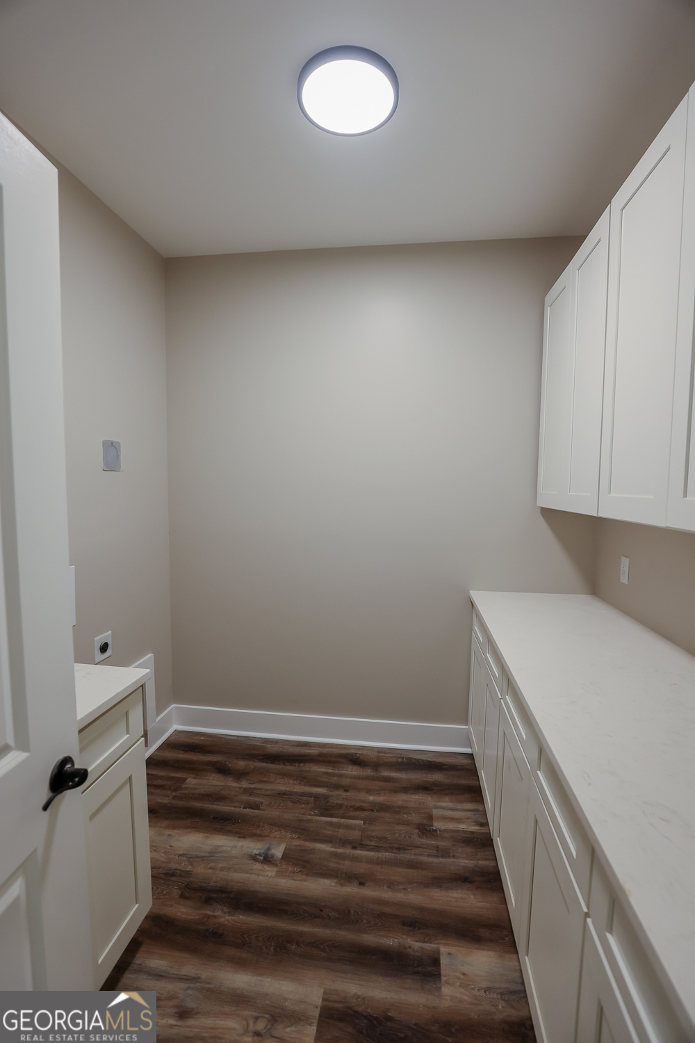 1049 Mccall Road Property Photo 34