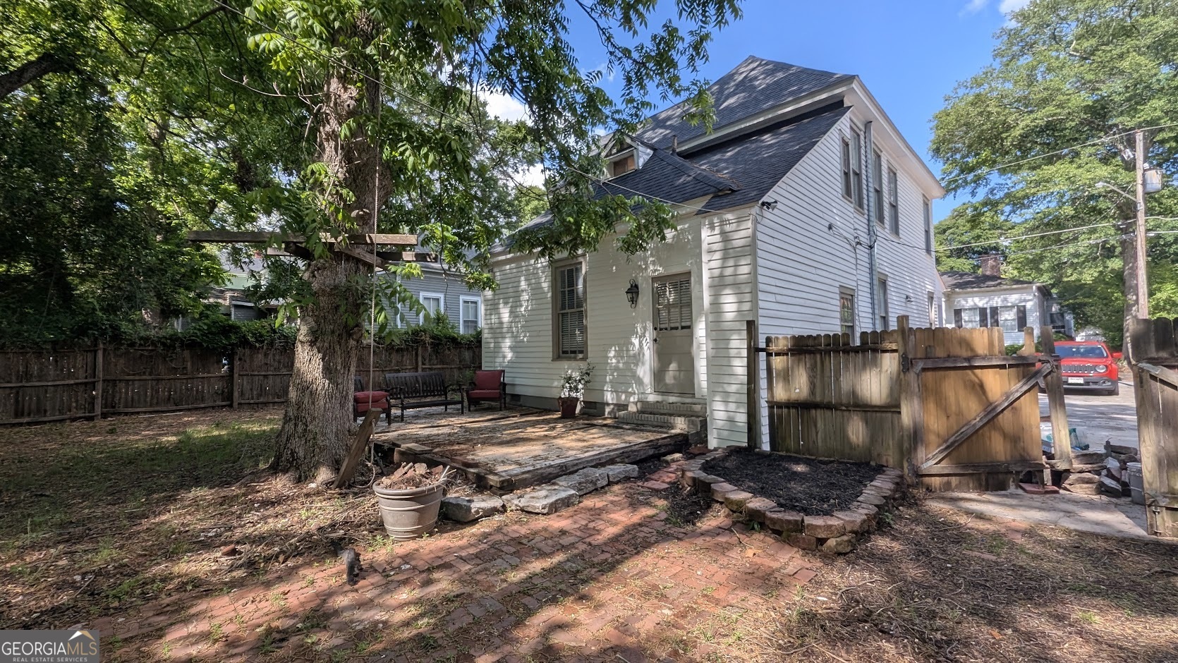 173 Cleveland Avenue Property Photo 4
