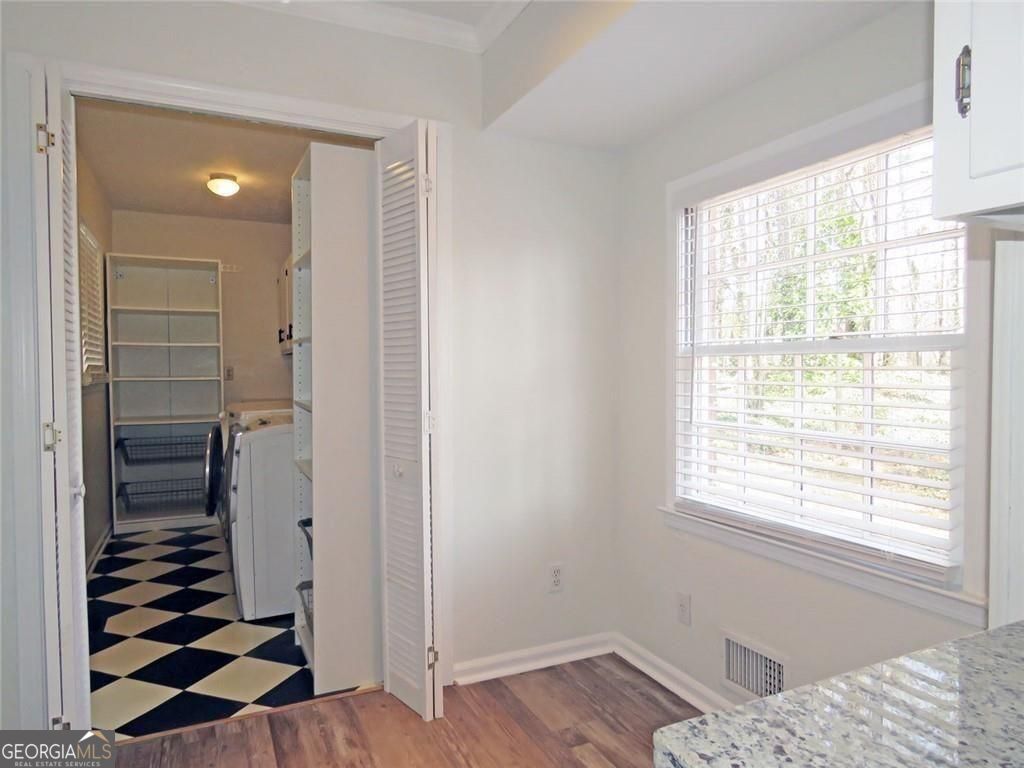 3060 Norton Court Se Property Photo 13