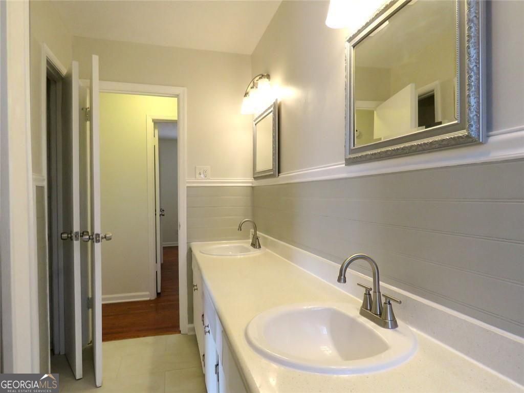 3060 Norton Court Se Property Photo 26