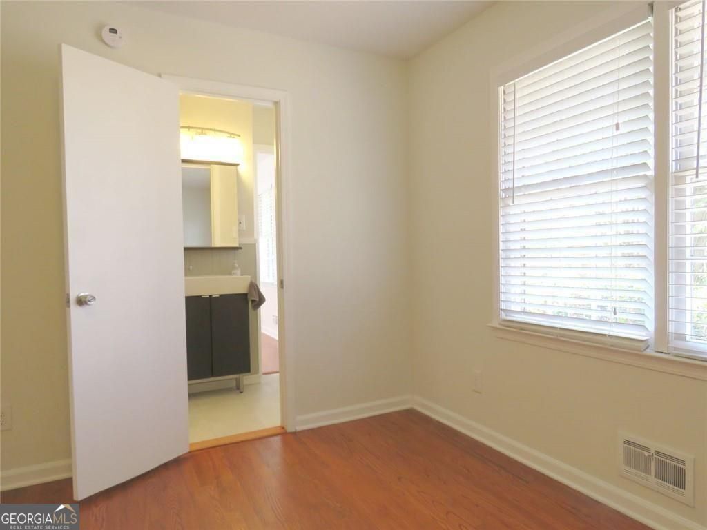 3060 Norton Court Se Property Photo 32