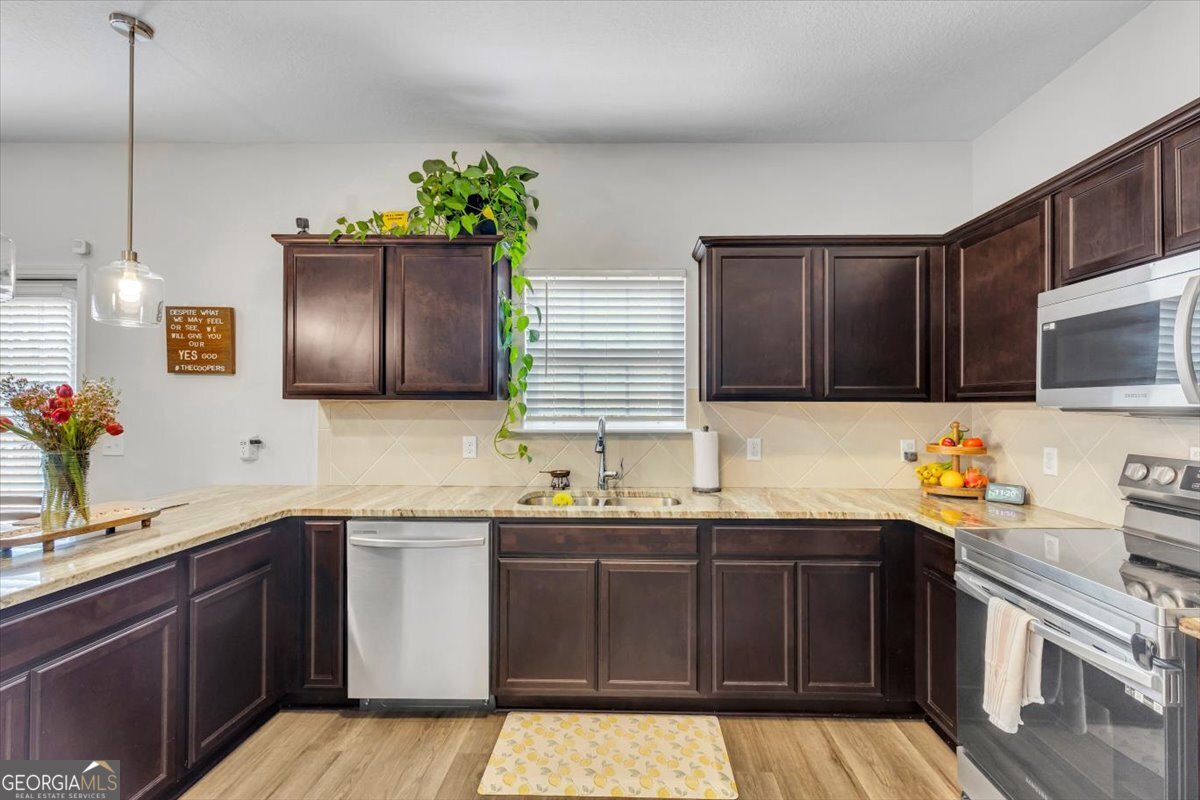 276 Brightleaf Circle Property Photo 19