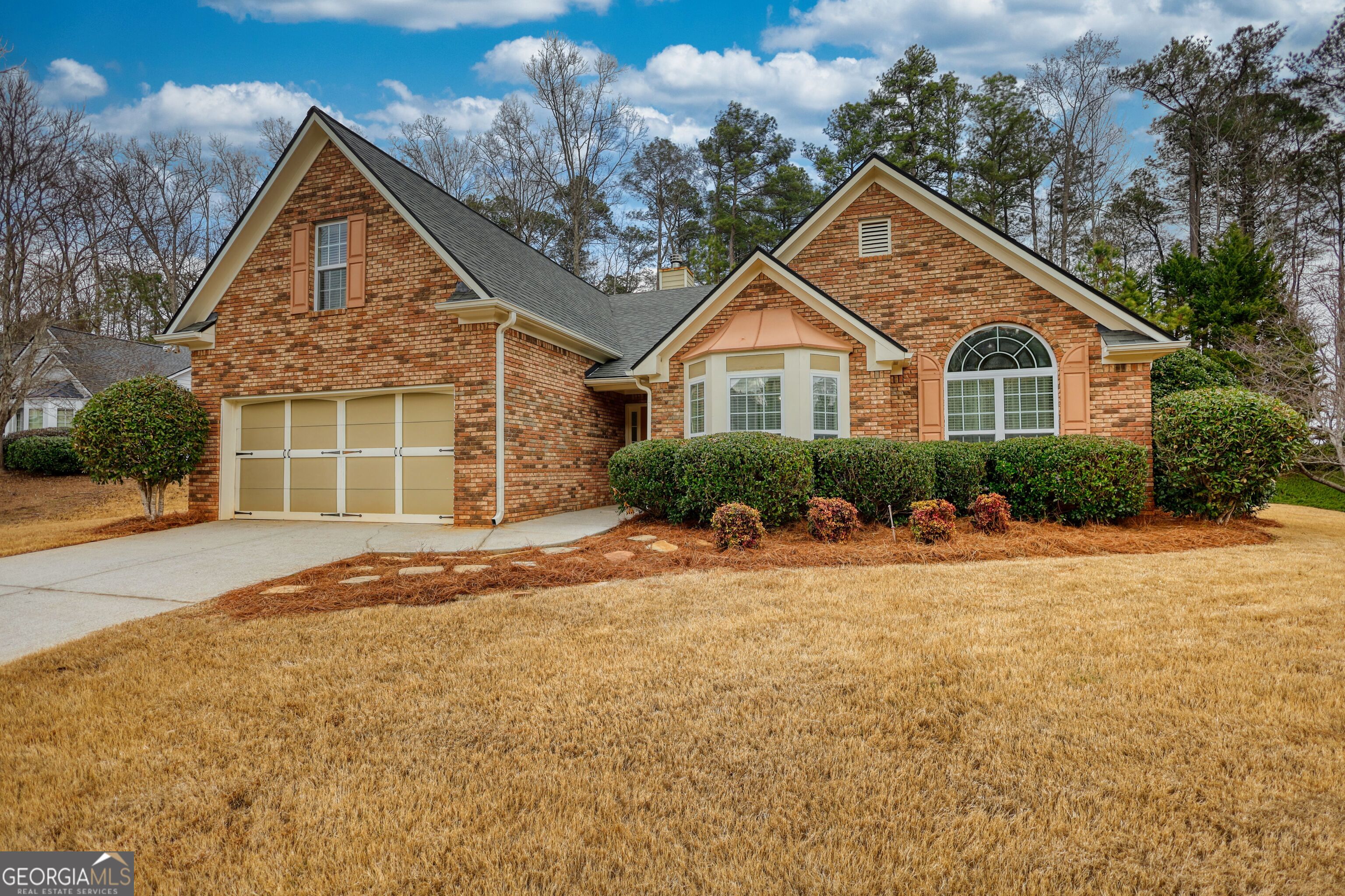 421 Jennifer Springs Drive Property Photo 2