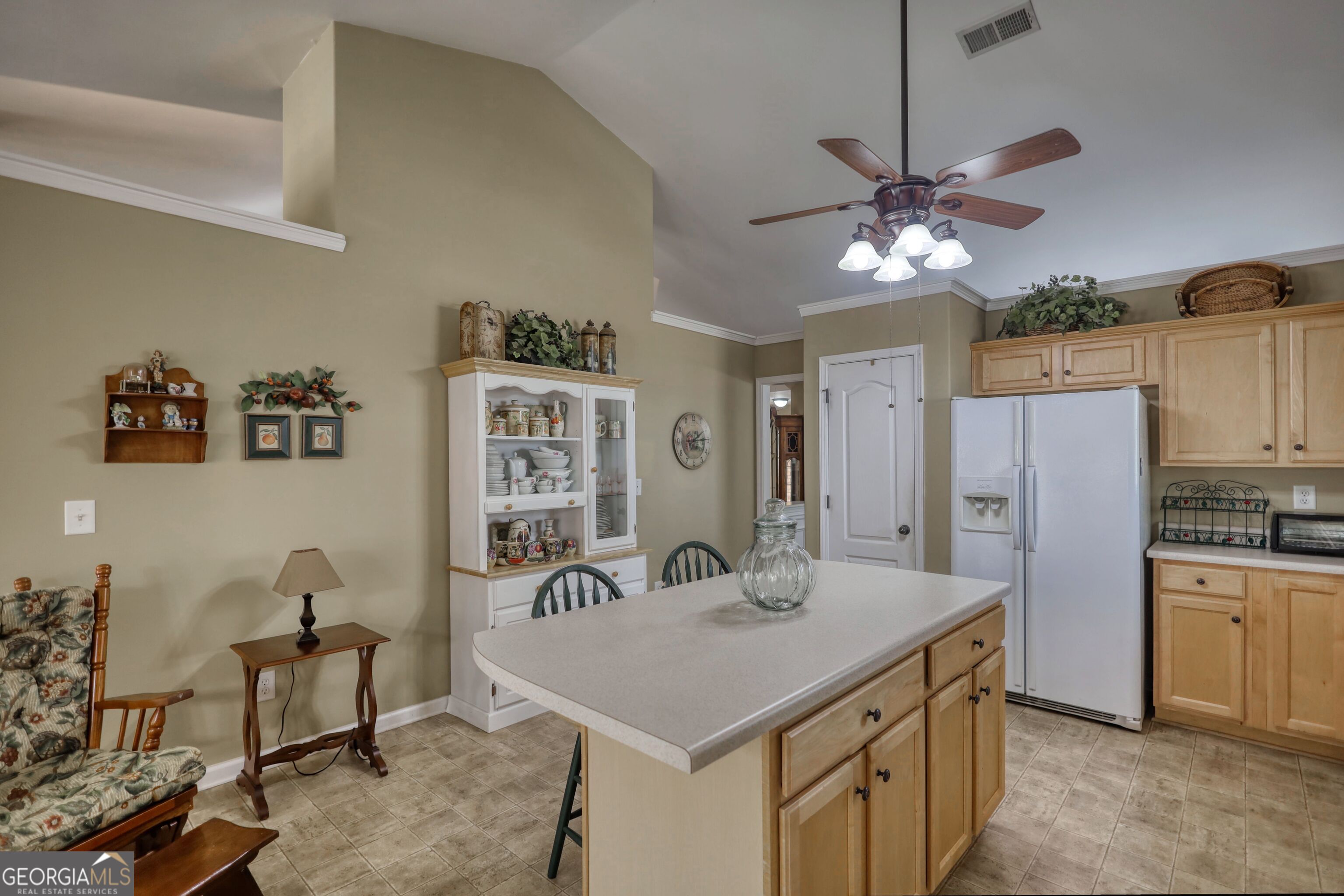 421 Jennifer Springs Drive Property Photo 17