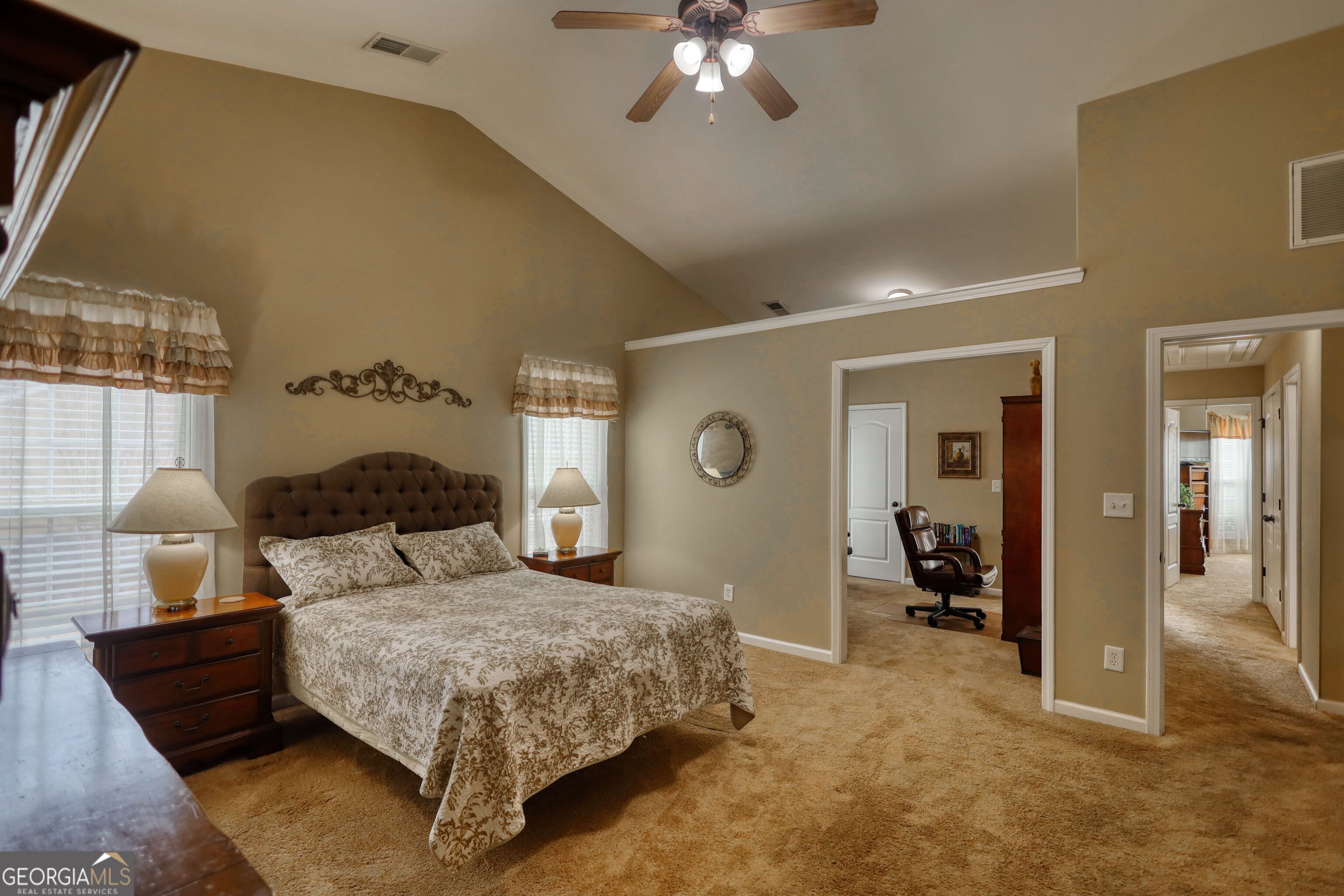 421 Jennifer Springs Drive Property Photo 20