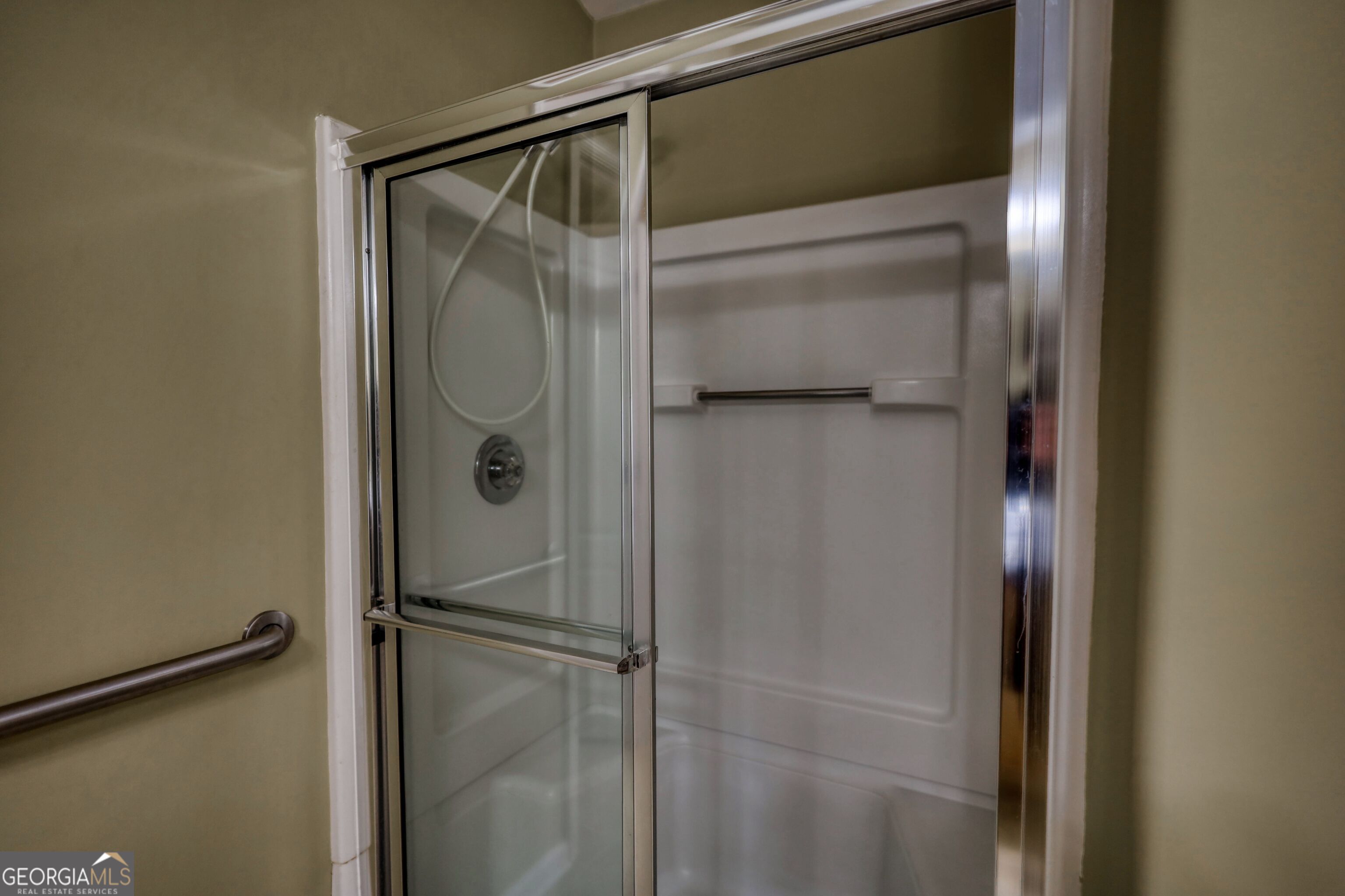 421 Jennifer Springs Drive Property Photo 25