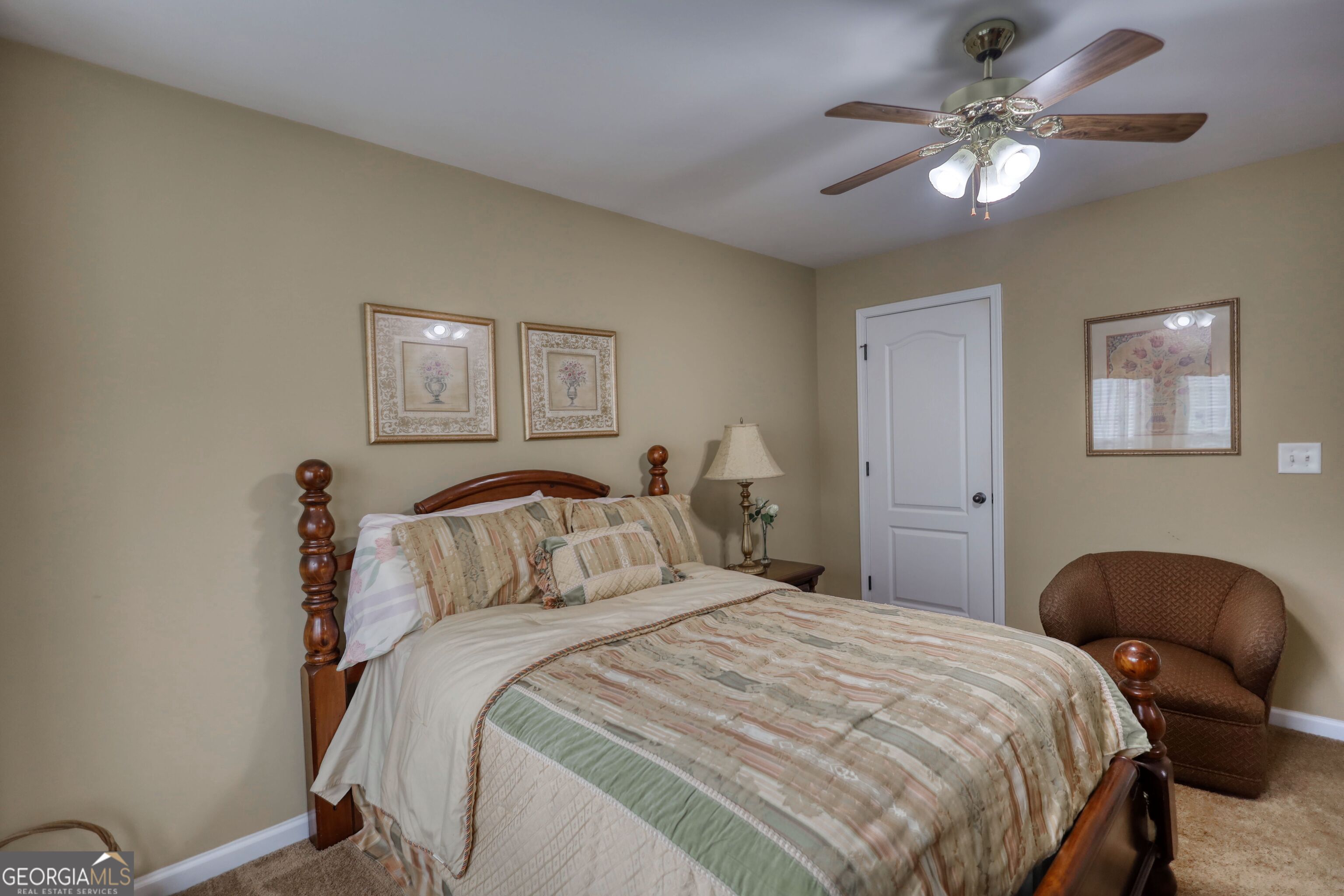 421 Jennifer Springs Drive Property Photo 29