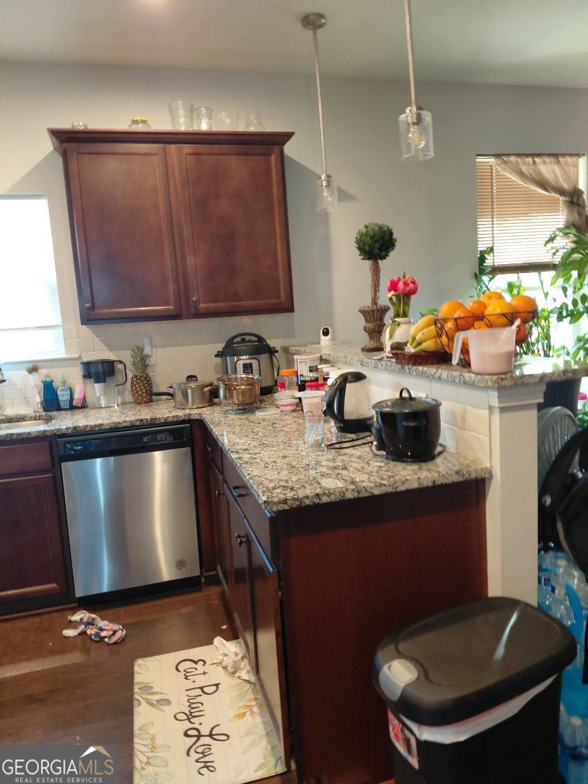 4432 Demesne Way Property Photo 6
