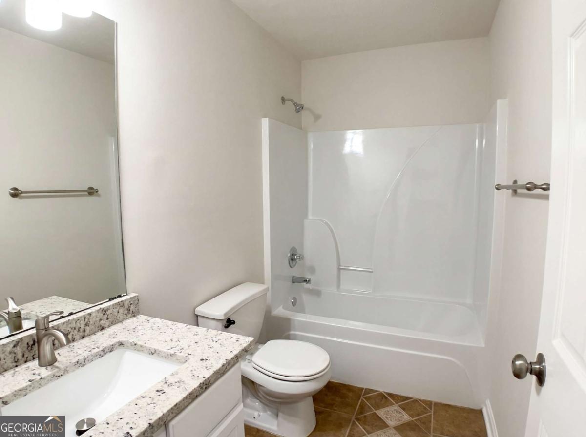 1426 River Falls View Property Photo 15