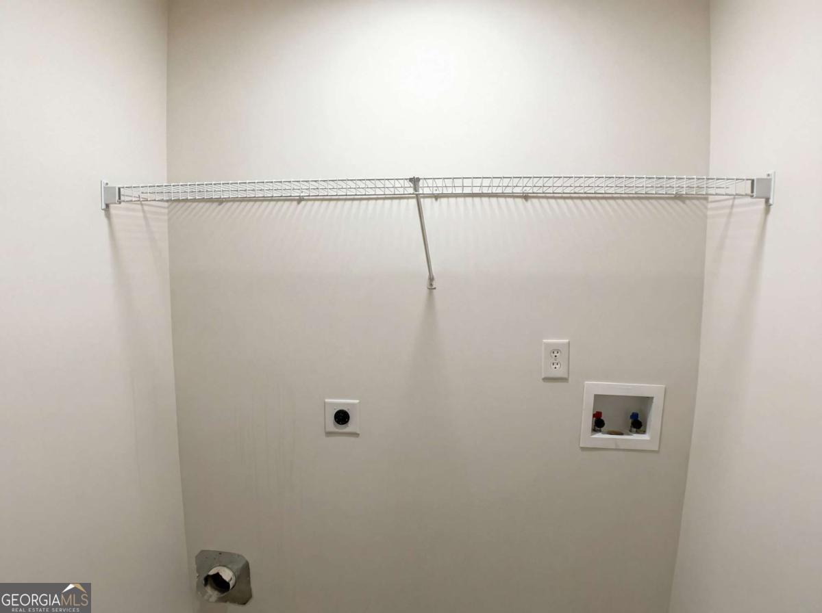 1426 River Falls View Property Photo 17