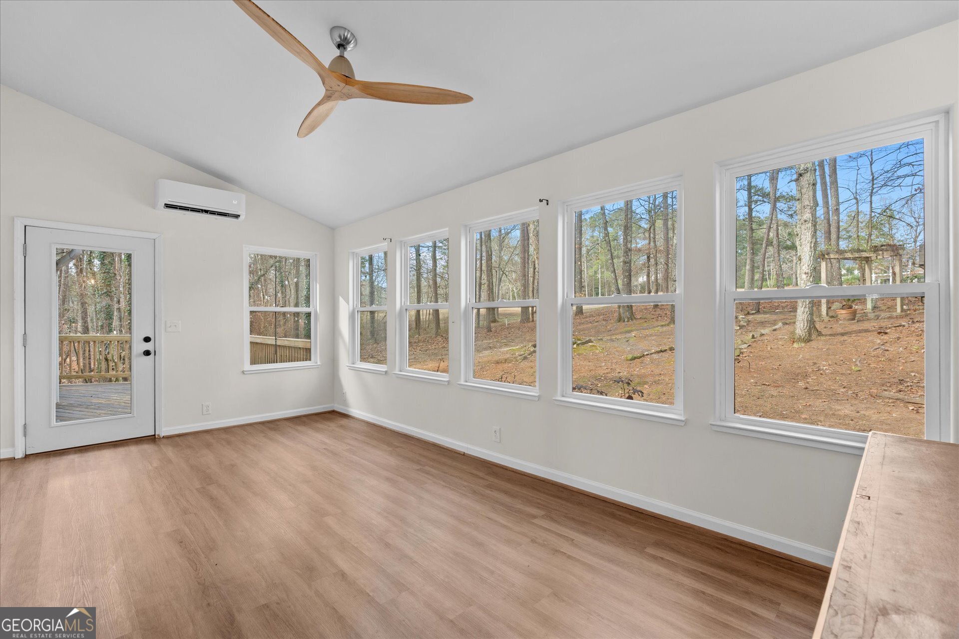 7349 S Mitchell Court Property Photo 22