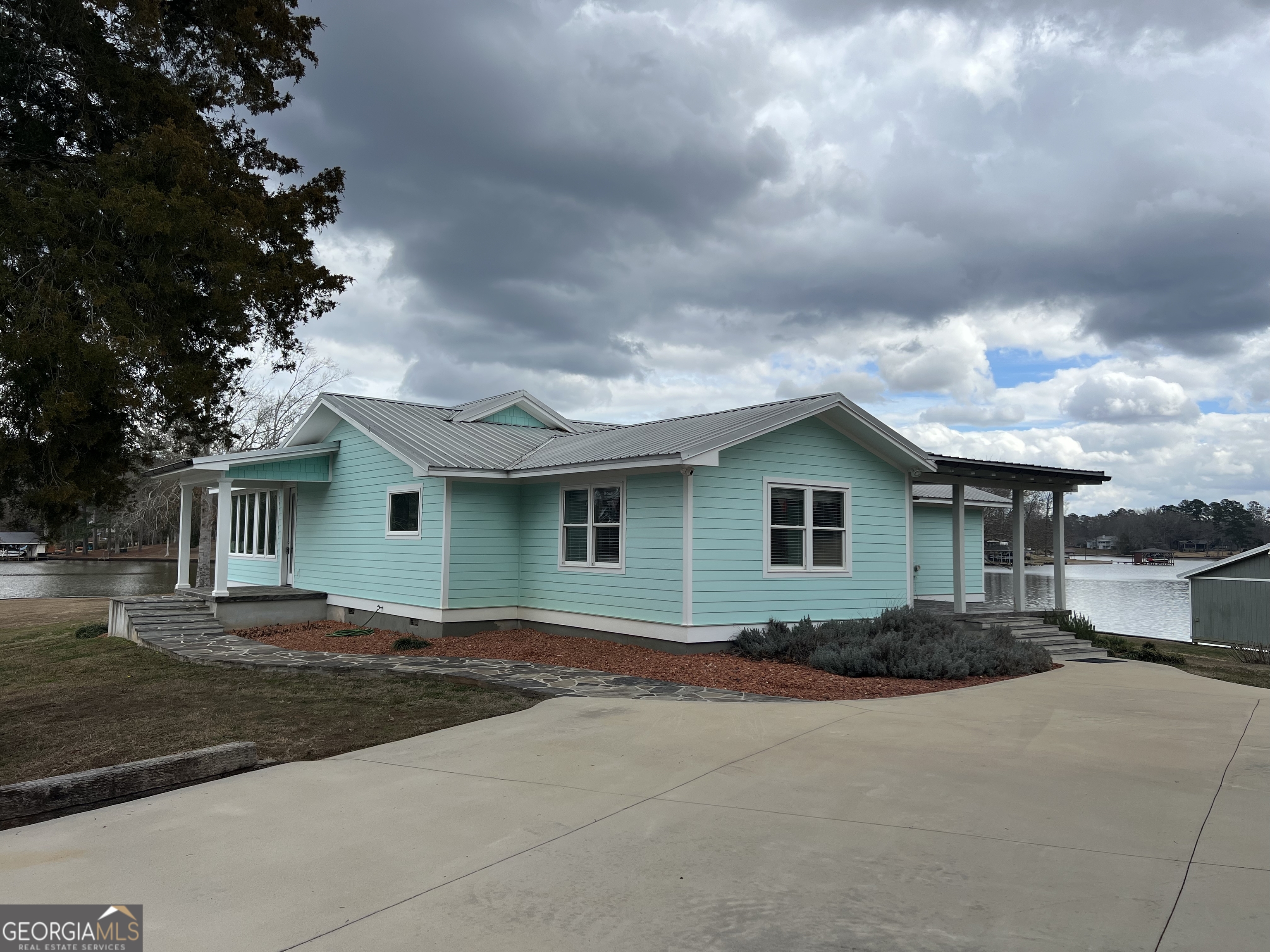166 Montego Bay Road Nw Property Photo 2