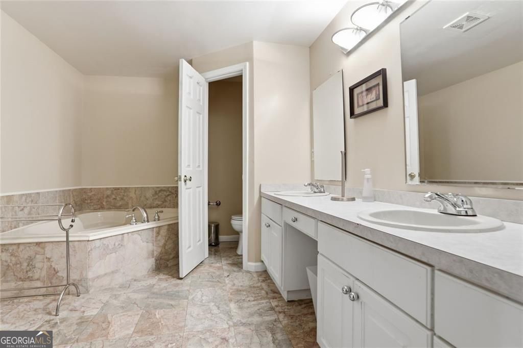 632 Grande View Property Photo 41
