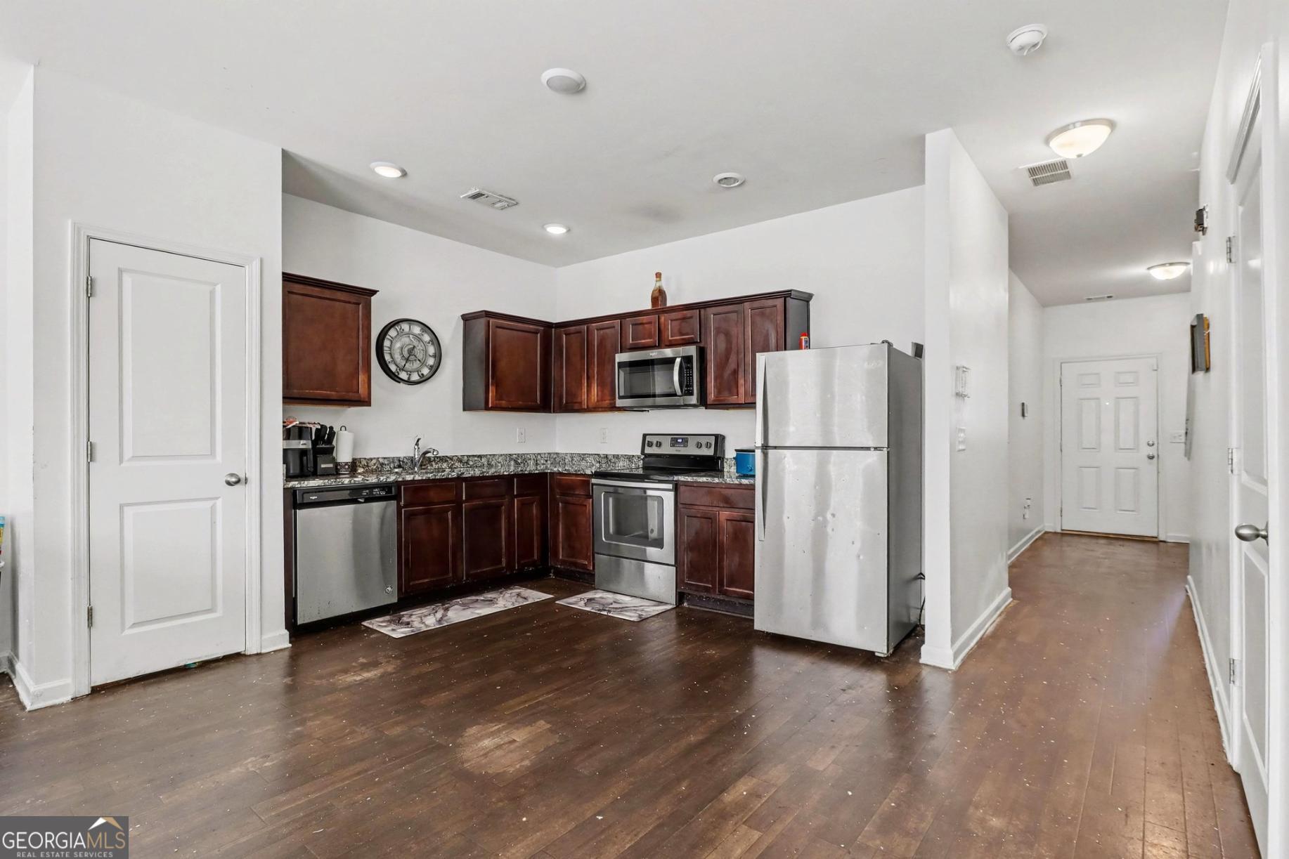 3155 Tarian Way Property Photo 13