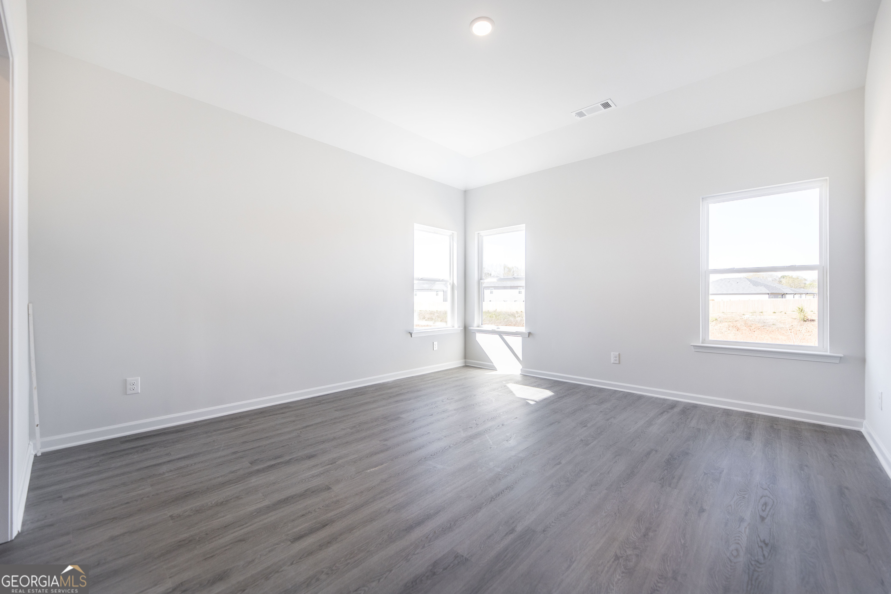 504 Georgian Walk Property Photo 7