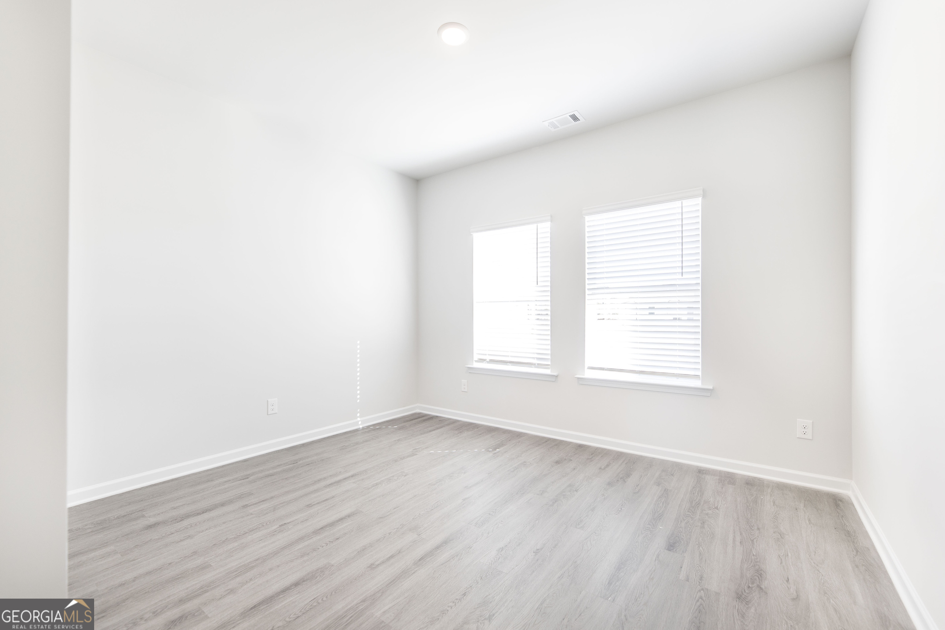 504 Georgian Walk Property Photo 21
