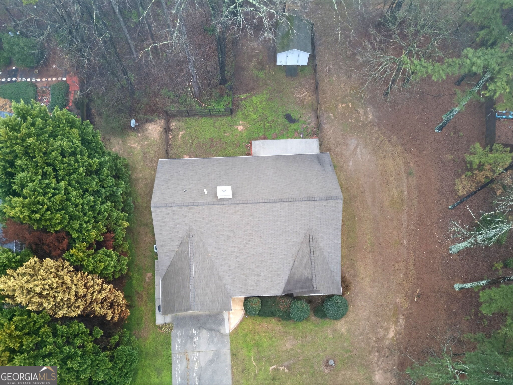 70 Charity Drive Property Photo 6