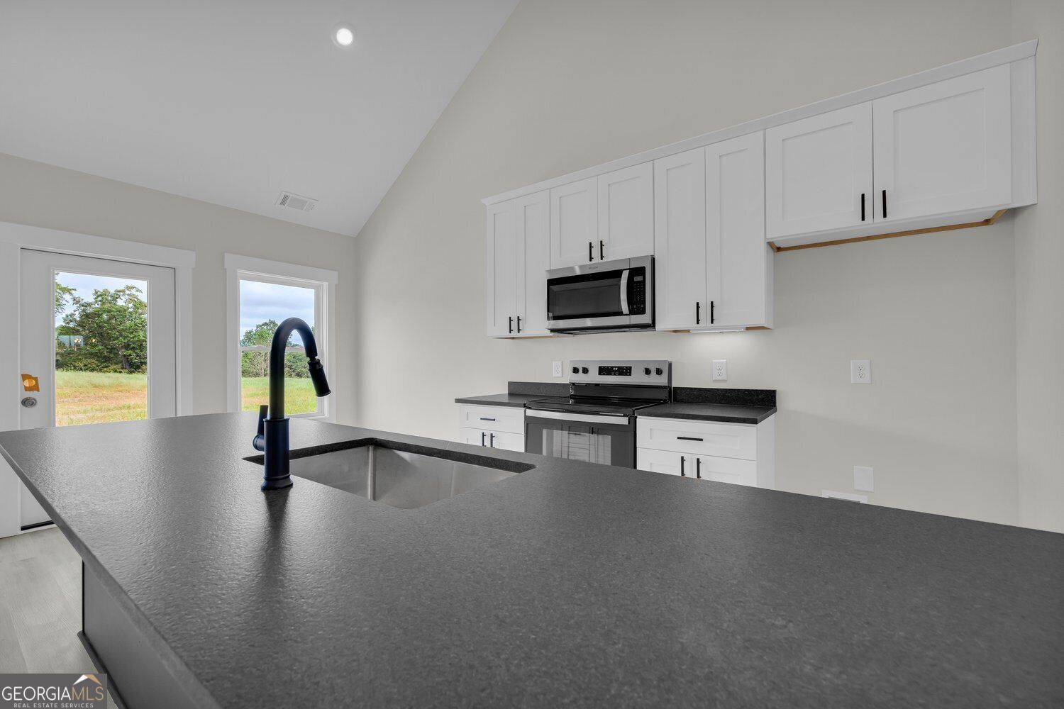 653 Racetrack Road Property Photo 15