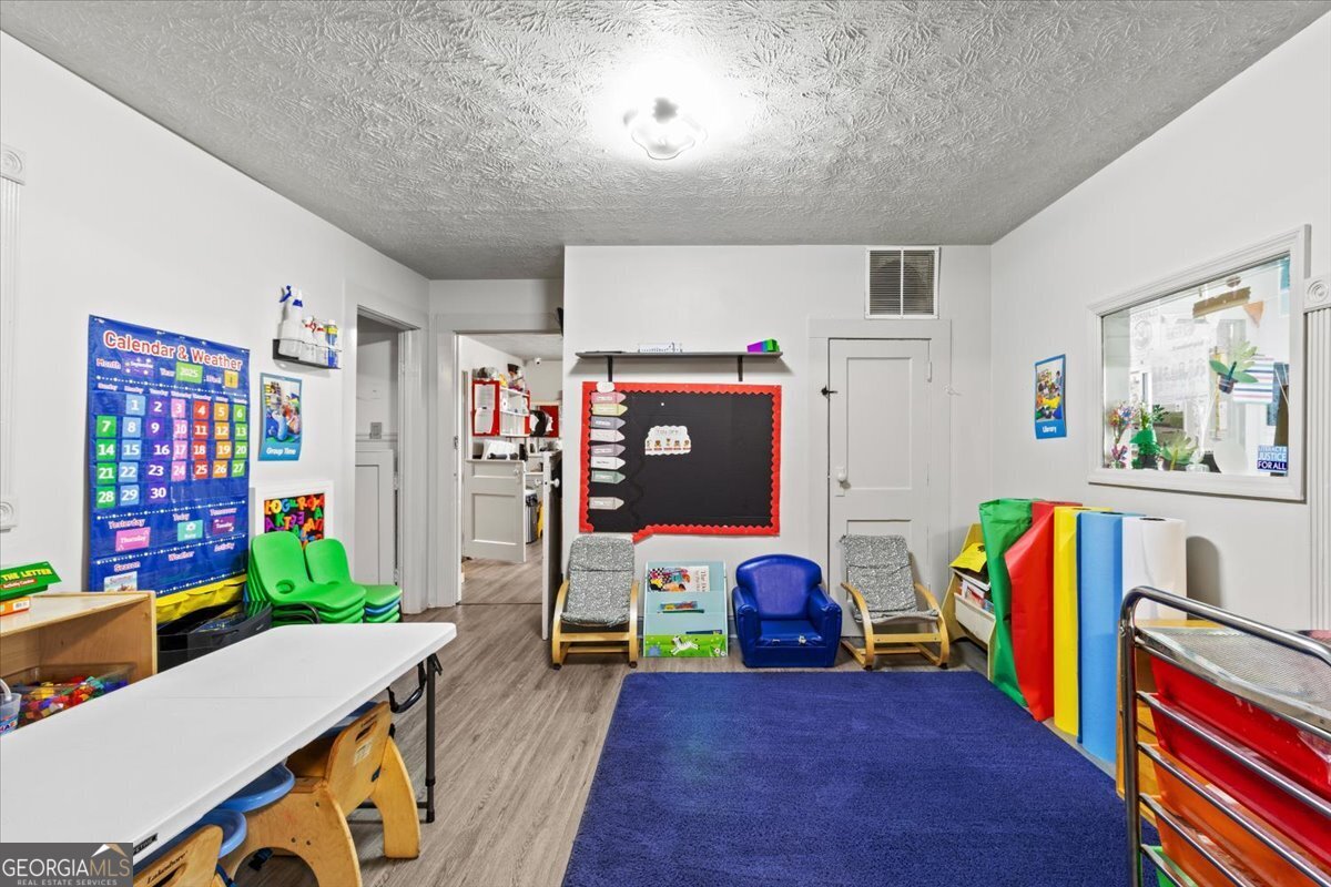 57 Merritt Street Se Property Photo 12