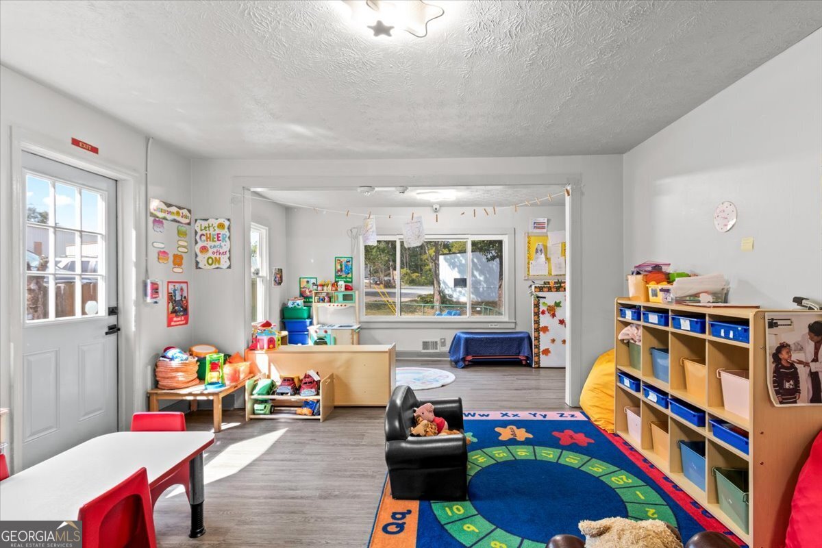 57 Merritt Street Se Property Photo 18