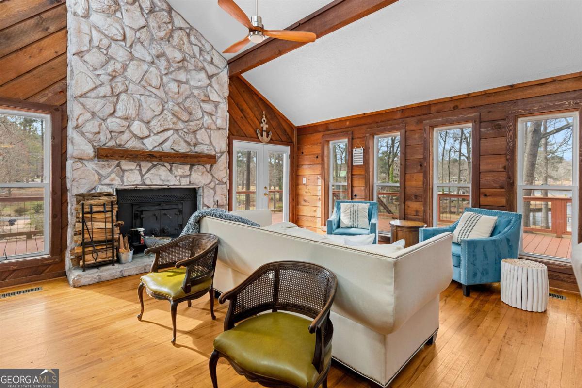 155 Admirality Way Property Photo 24