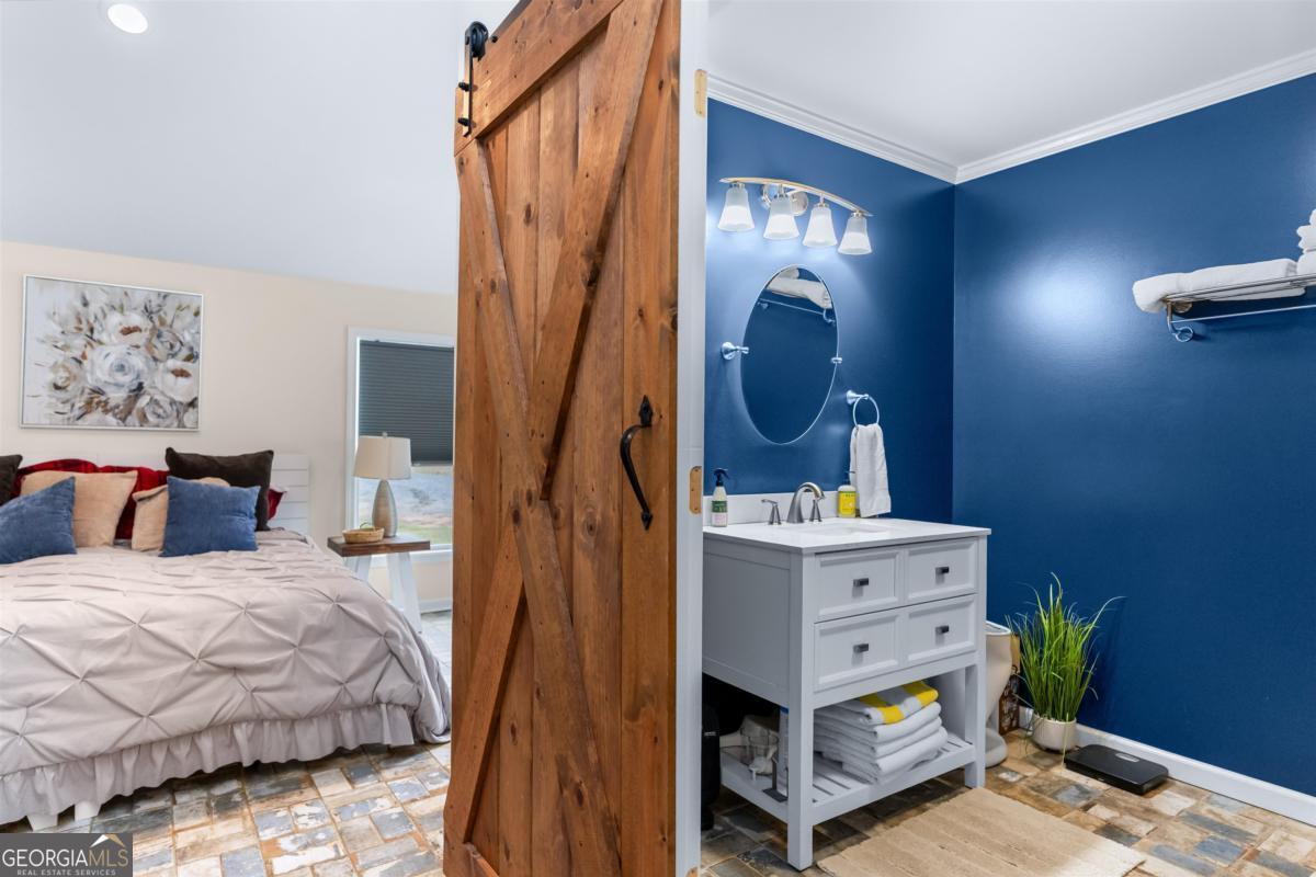 155 Admirality Way Property Photo 40