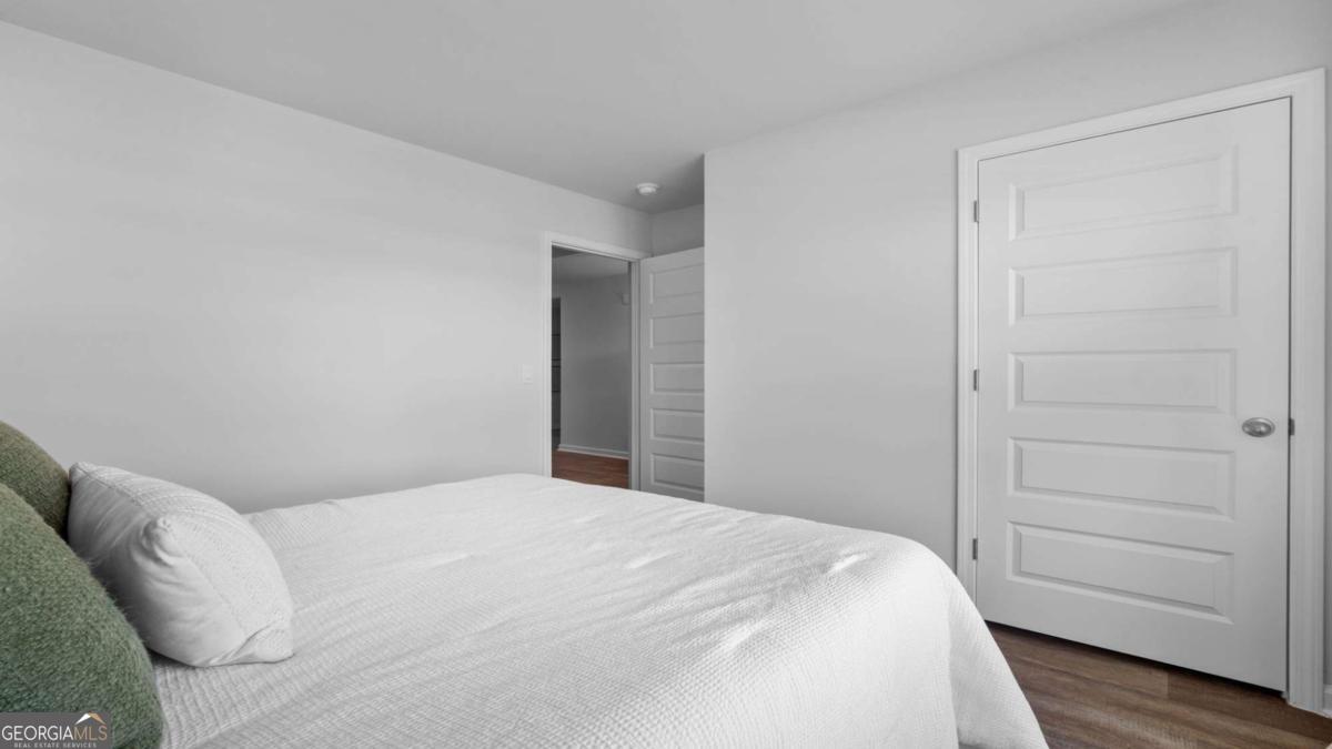 209 Birdsill Street Property Photo 21