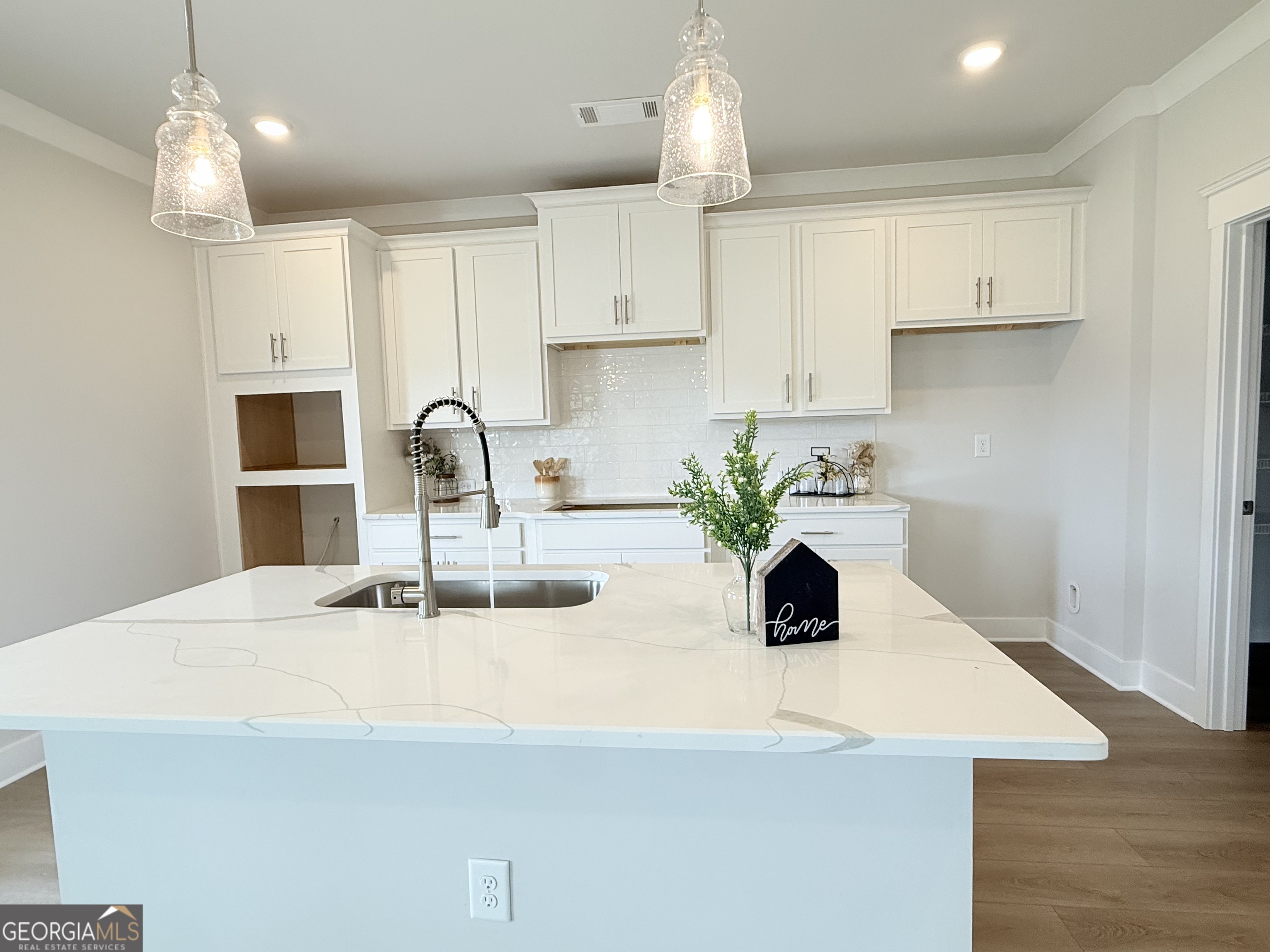 5271 Baymont Drive Property Photo 13