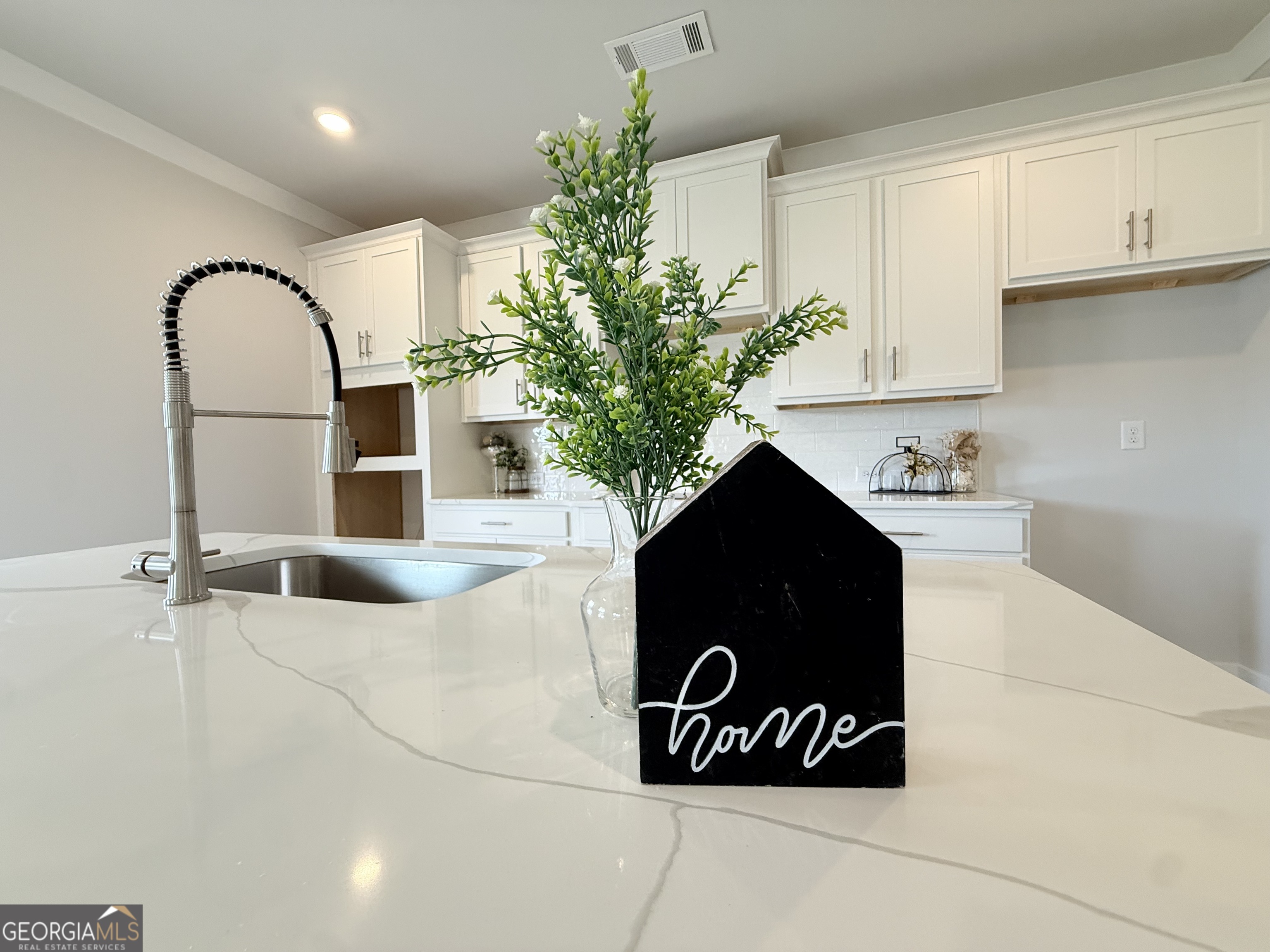 5271 Baymont Drive Property Photo 14