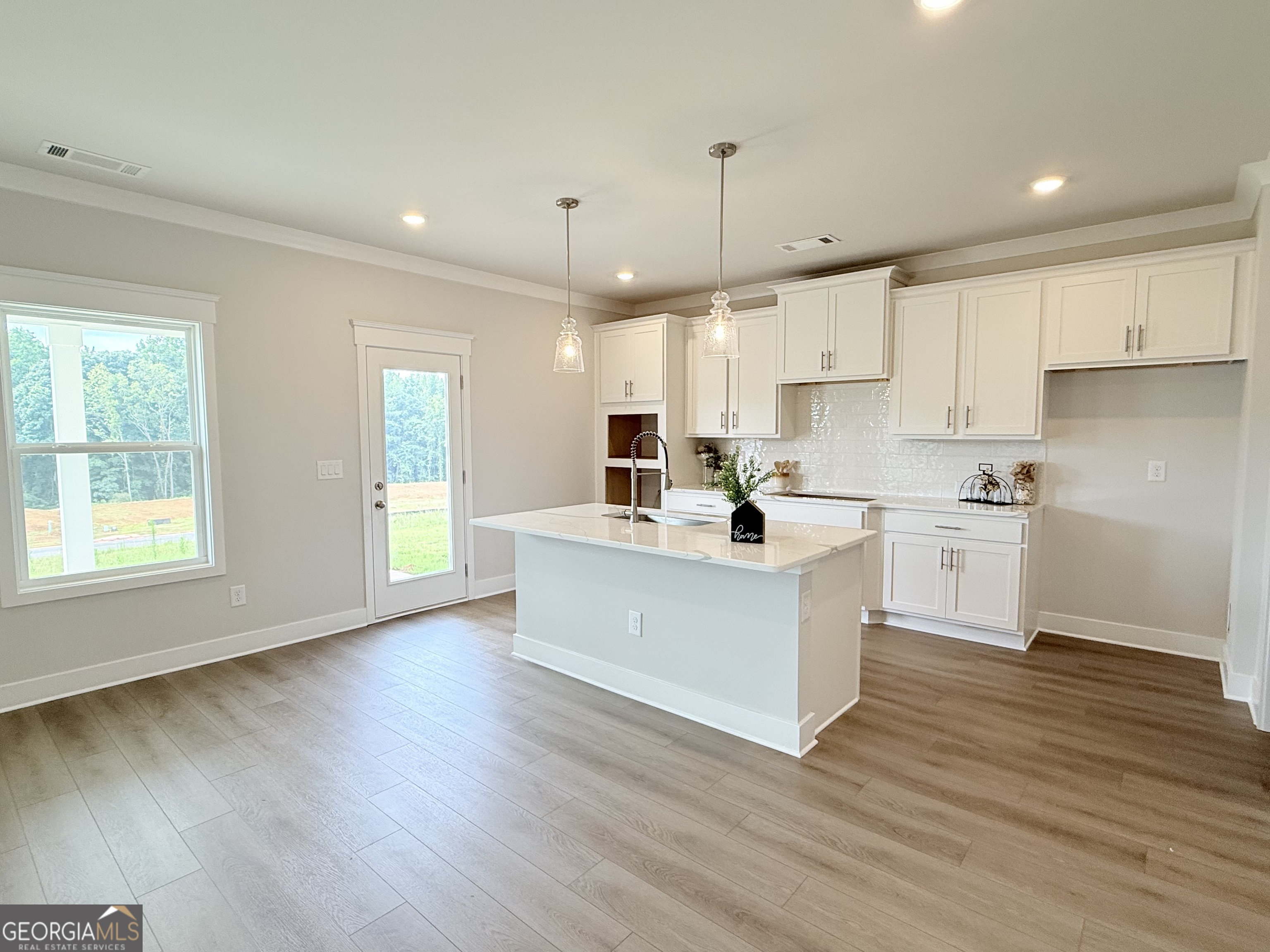 5271 Baymont Drive Property Photo 15