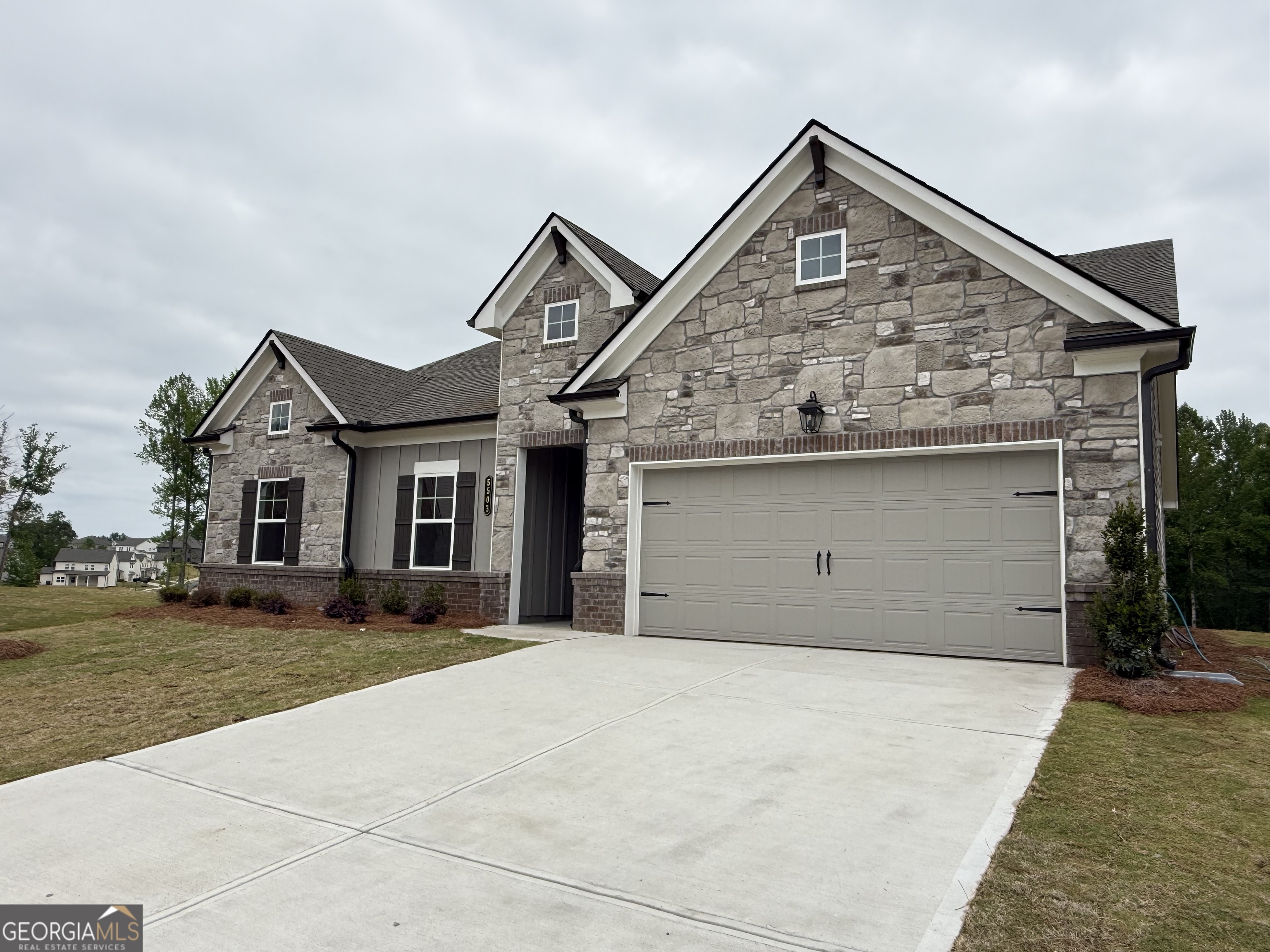 5503 Tullis Drive Property Photo 2