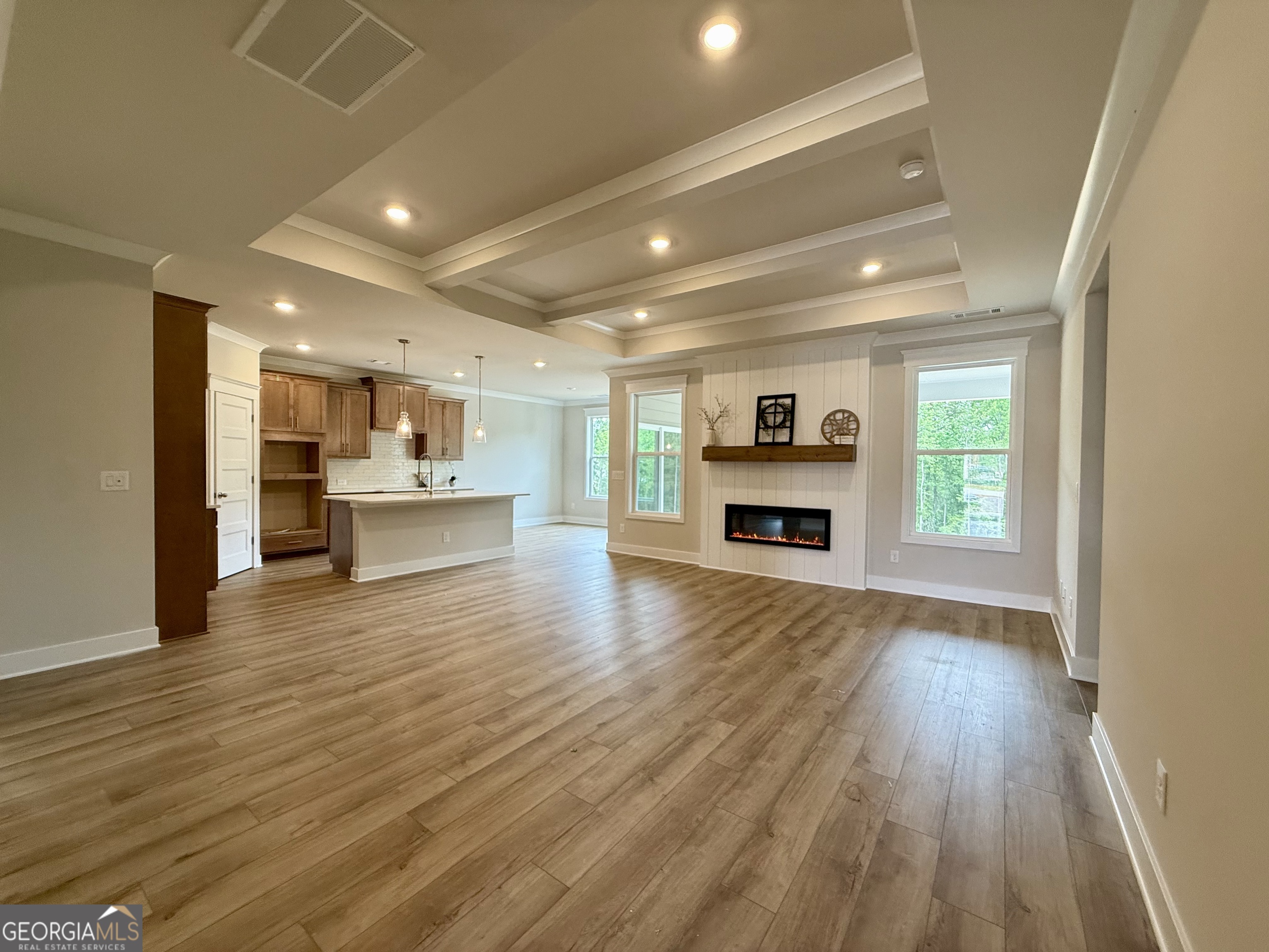 5503 Tullis Drive Property Photo 5
