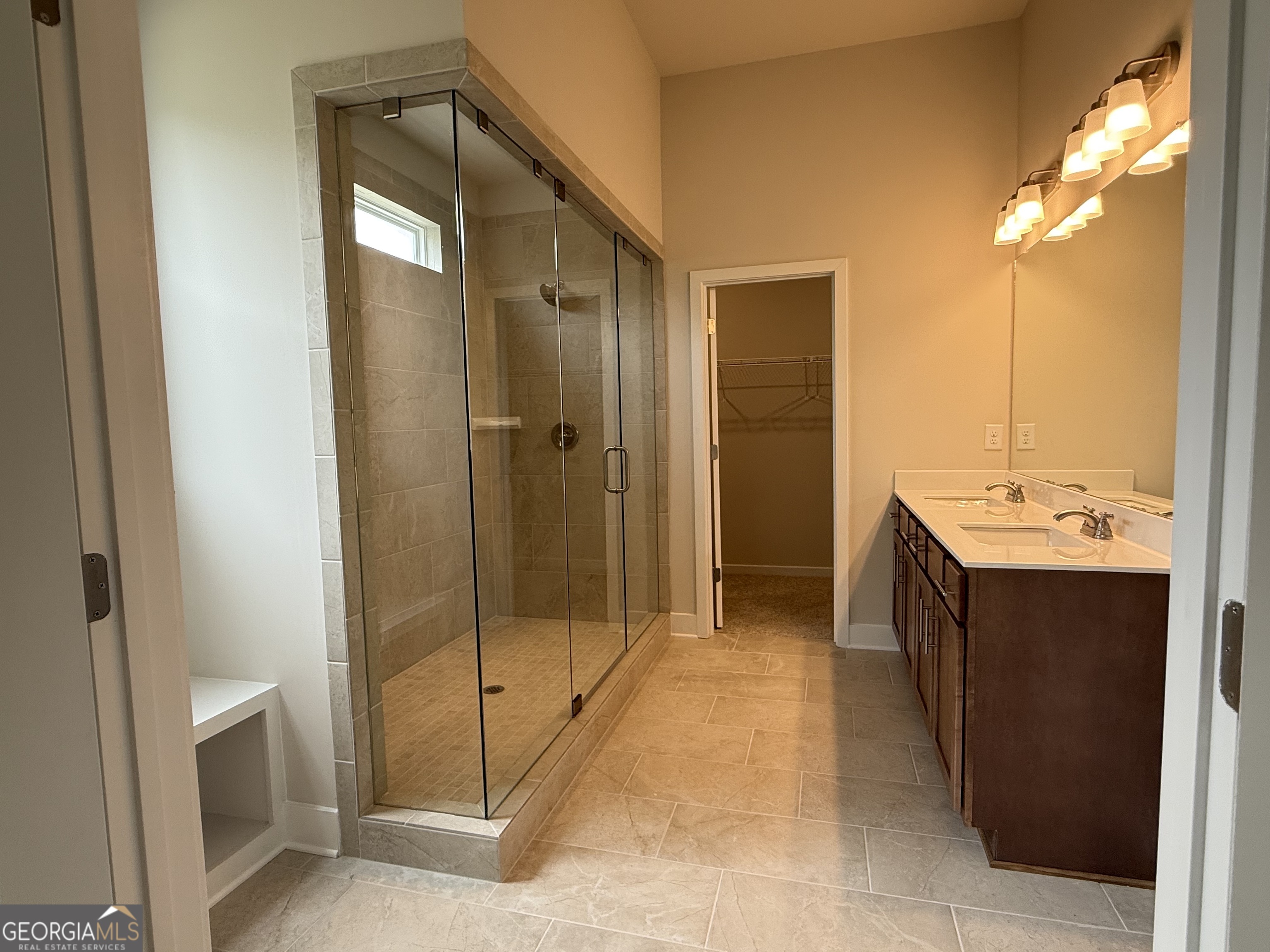 5503 Tullis Drive Property Photo 14