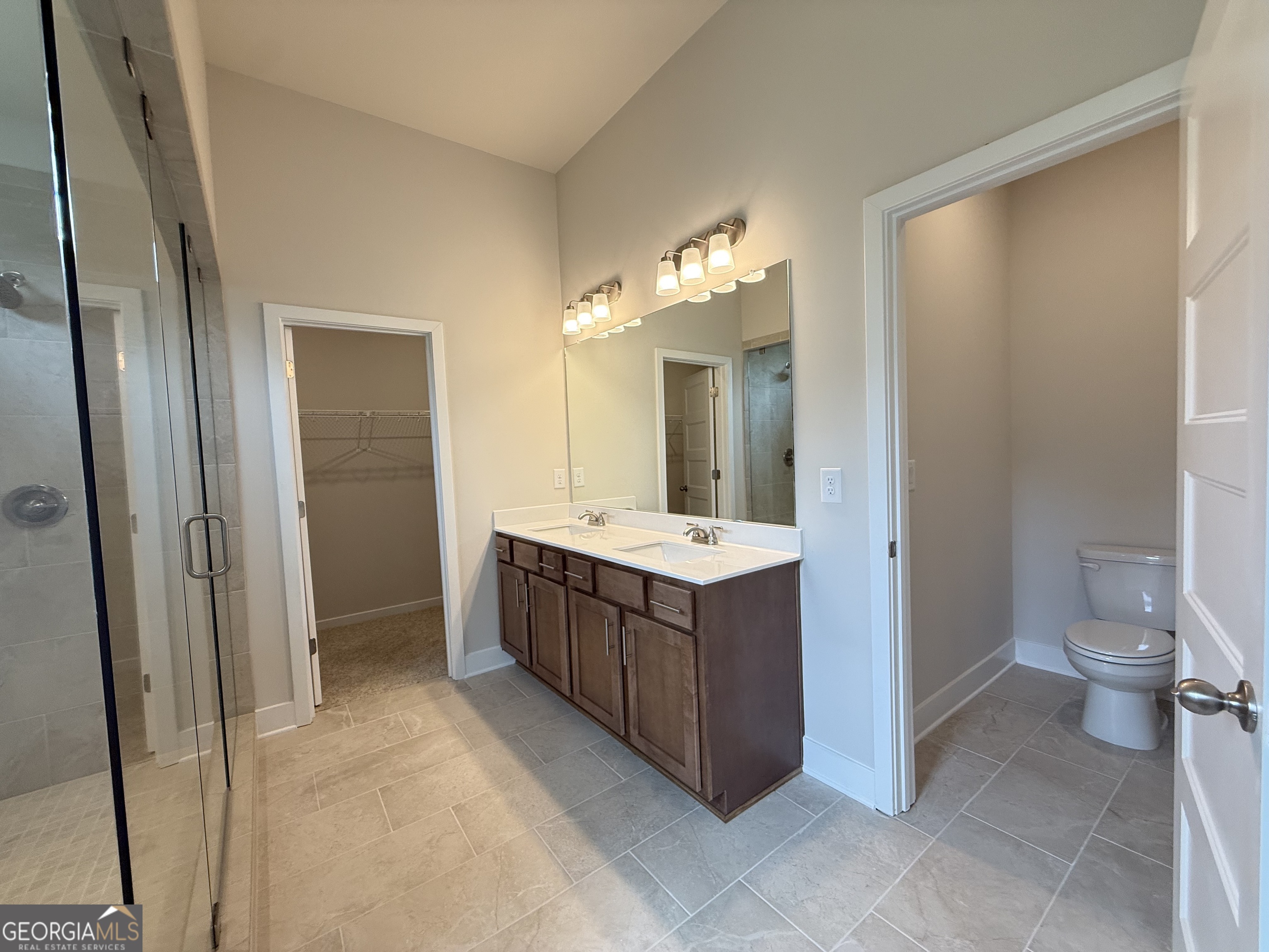5503 Tullis Drive Property Photo 15