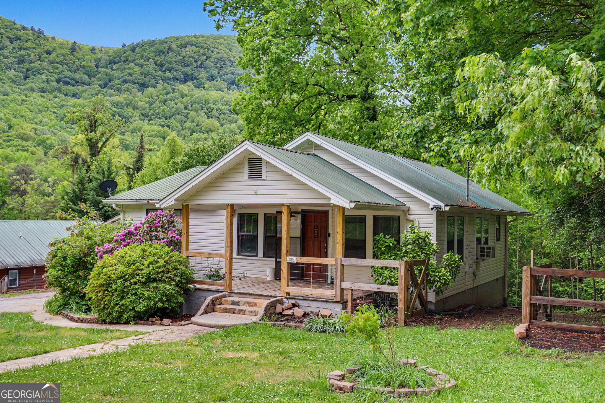 7219 Highway 76 W Property Photo 5