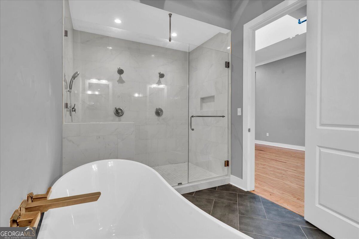 565 Poplar Street Property Photo 46