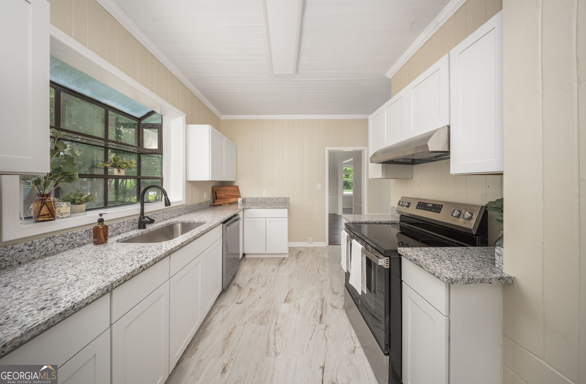 1205 Swift Street Property Photo 14