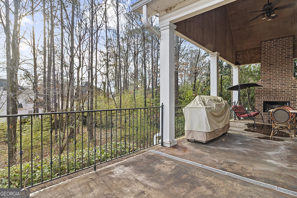 203 Westchester Drive Property Photo 5