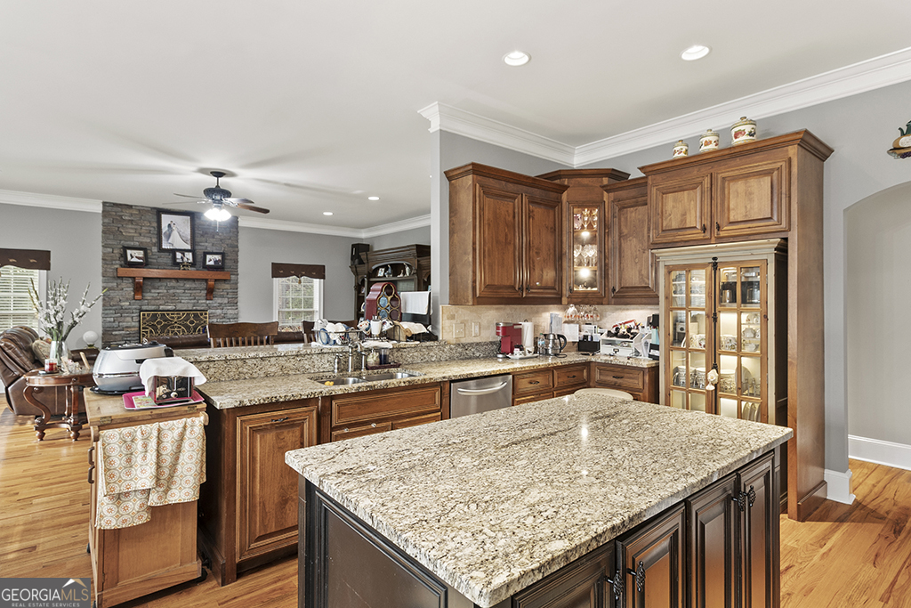 203 Westchester Drive Property Photo 16