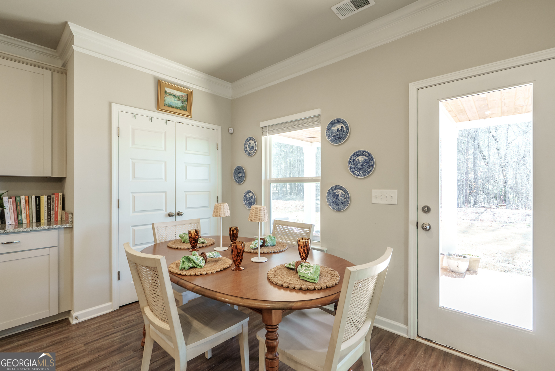 108 Leslie Court Property Photo 24
