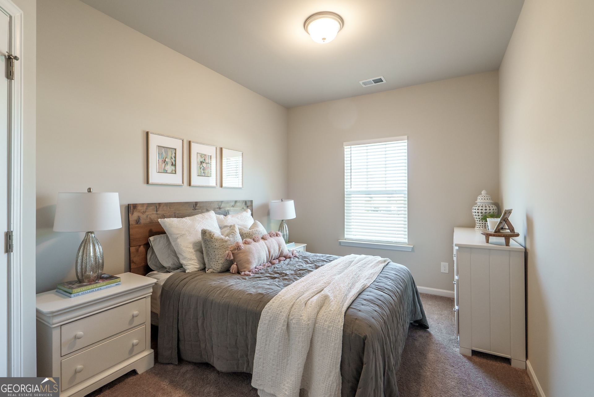 108 Leslie Court Property Photo 39